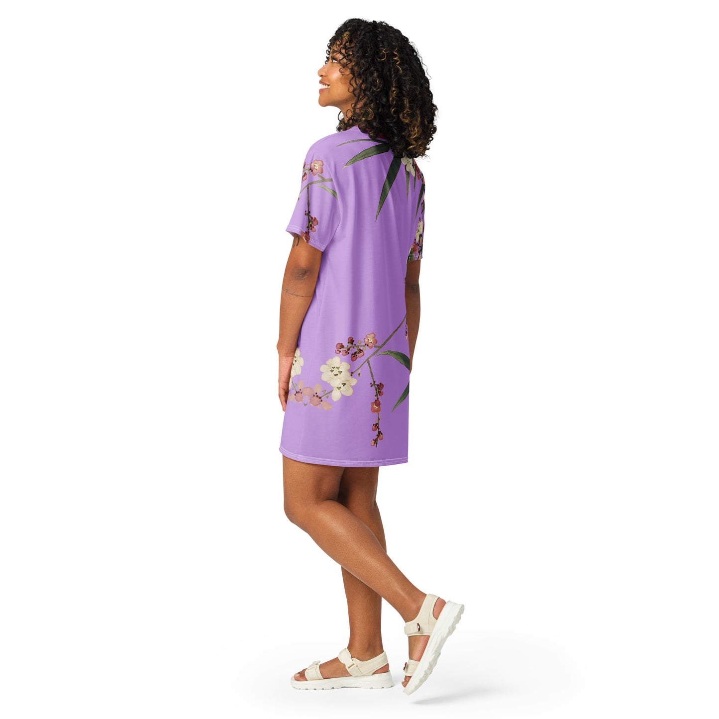 The Spirit of Flowers in Twelve Months｜Crimson Plum Blossom and Lush Green Bamboo｜T-shirt dress｜Lilac