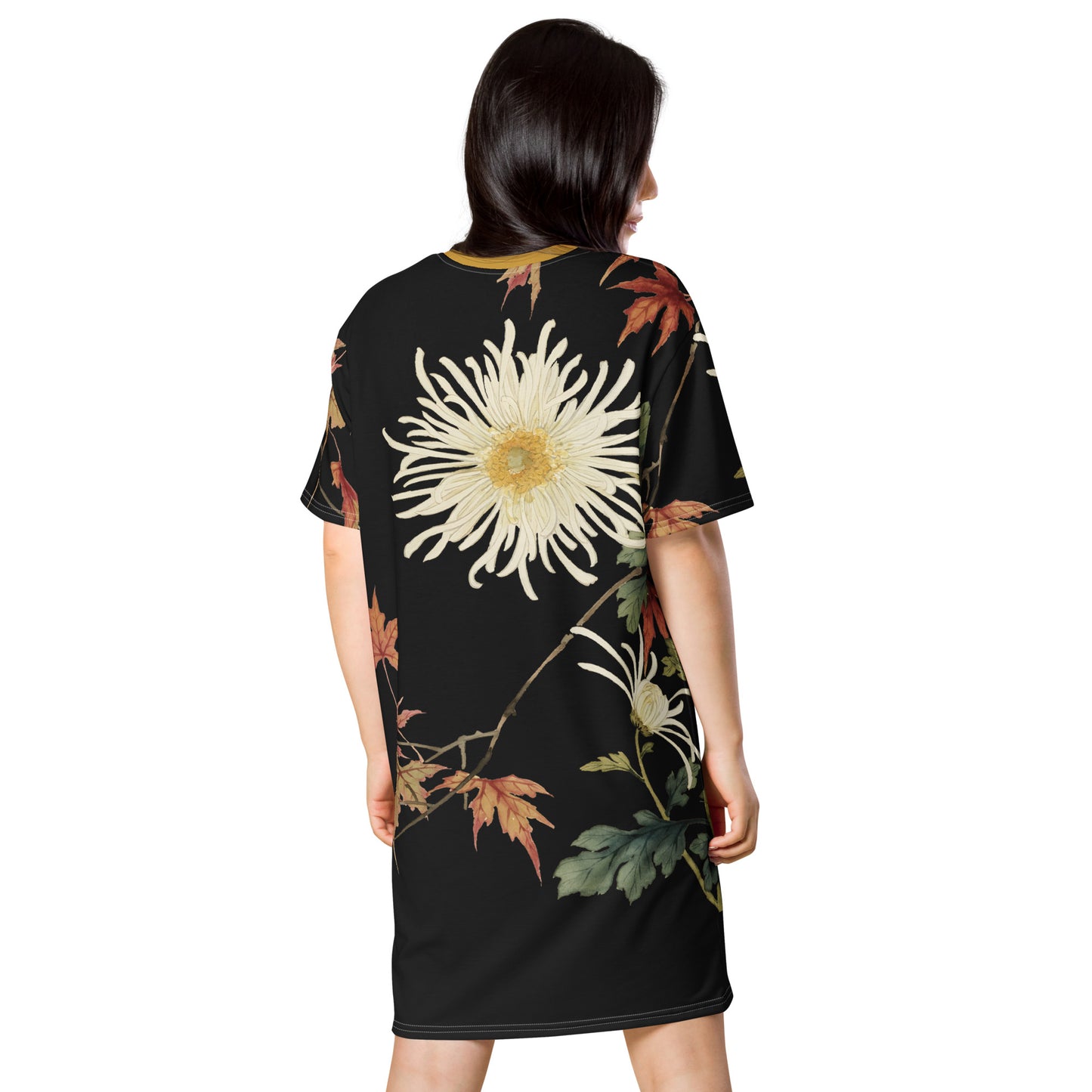 The Spirit of Flowers in Twelve Months｜Blooming Chrysanthemum and Maple Leaves｜T-shirt dress｜Black