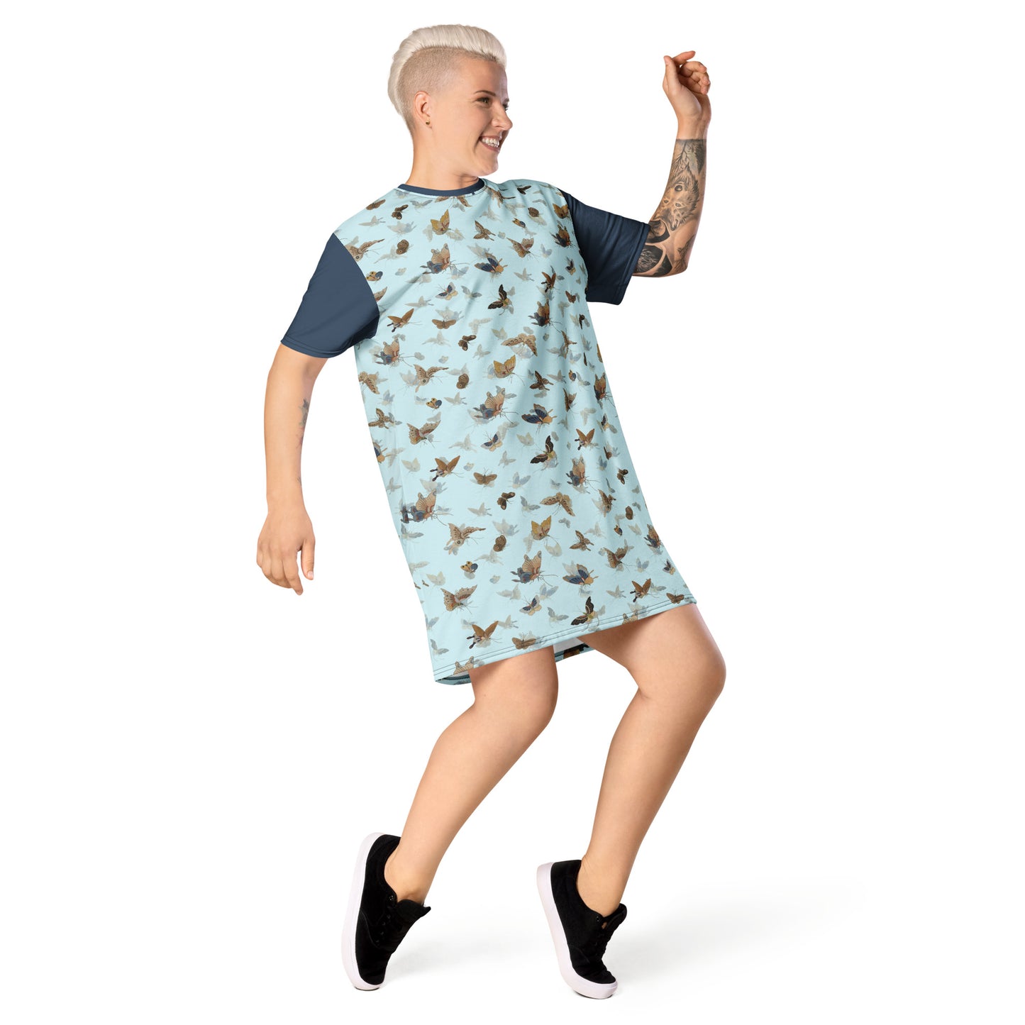 Butterfly dancing｜T-shirt dress｜Aqua blue