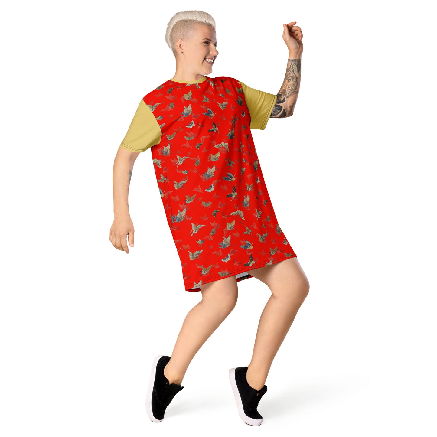 Butterfly dancing｜T-shirt dress｜Garnet red