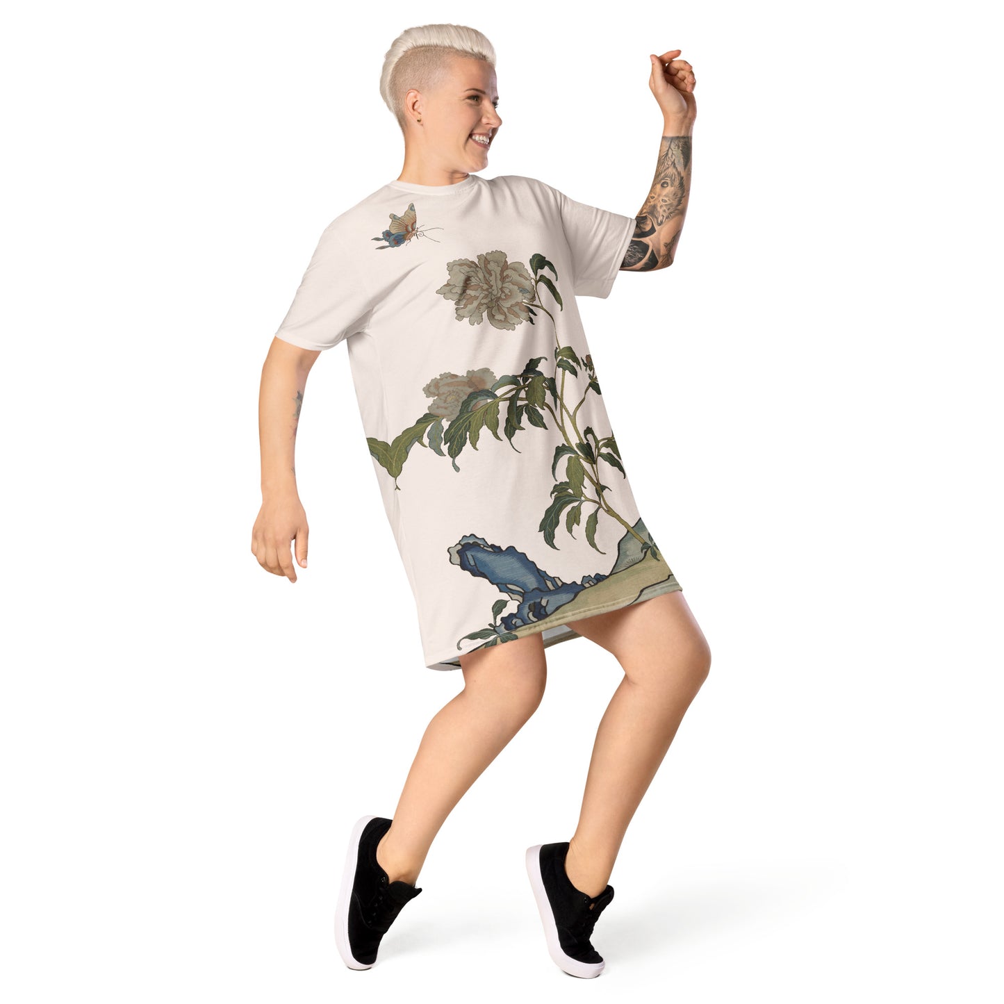 Kesi Flower Album｜Peonies and Butterfly｜T-shirt dress｜Fish belly white