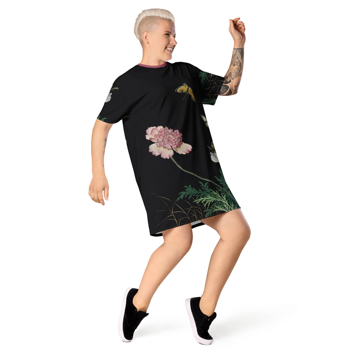 Cats And Butterflies Of Longevity｜Butterflies amidst the Blooming Poppies｜T-shirt dress