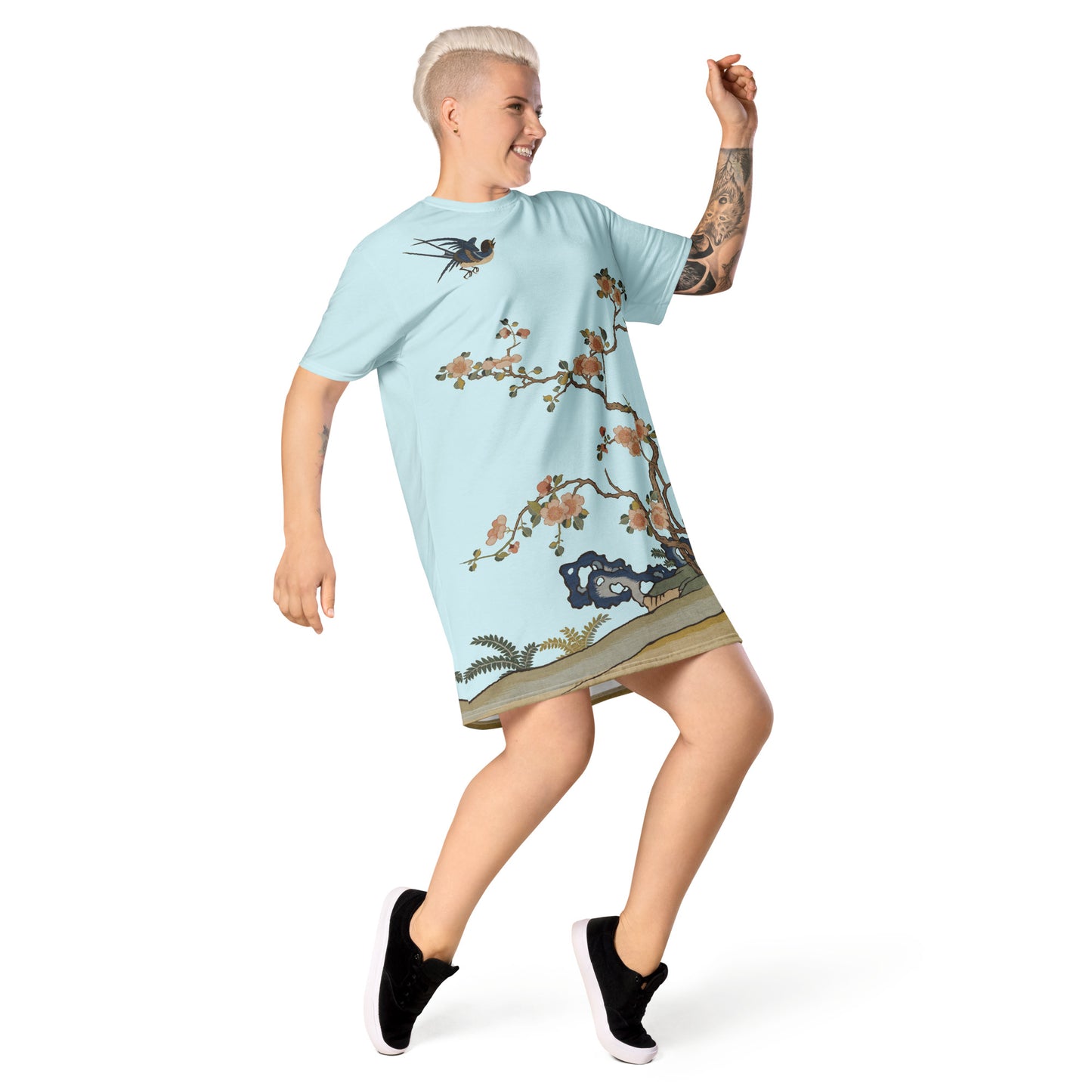 Kesi Flower Album｜Swallow in Flight, Harbinger of Spring｜T-shirt dress｜Aqua blue