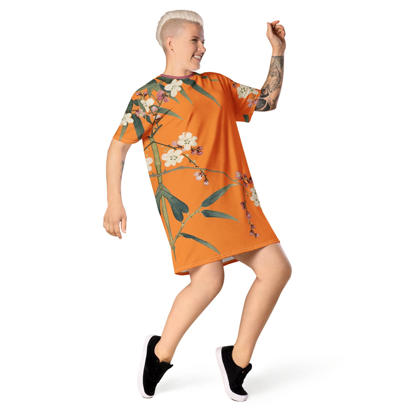 The Spirit of Flowers in Twelve Months｜Crimson Plum Blossom and Lush Green Bamboo｜T-shirt dress｜Orange