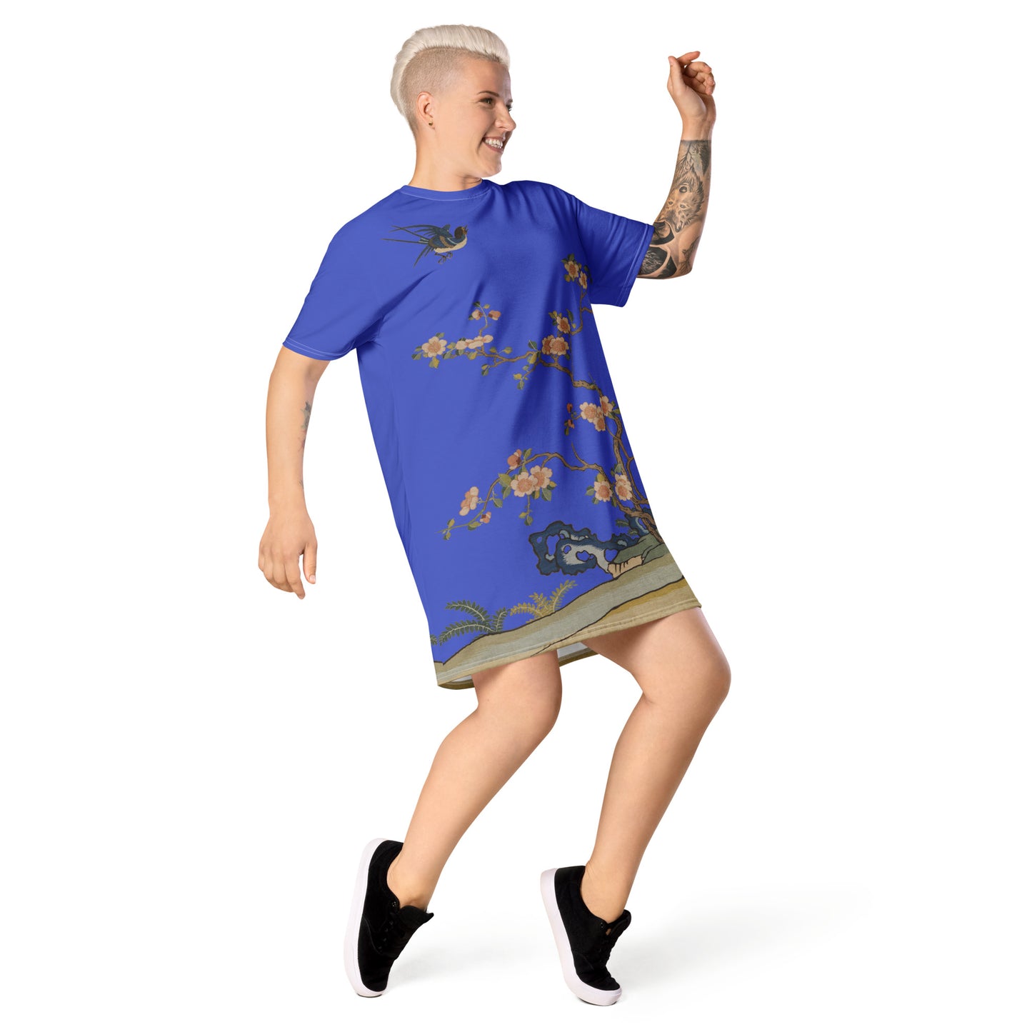 Kesi Flower Album｜Swallow in Flight, Harbinger of Spring｜T-shirt dress｜Royal blue