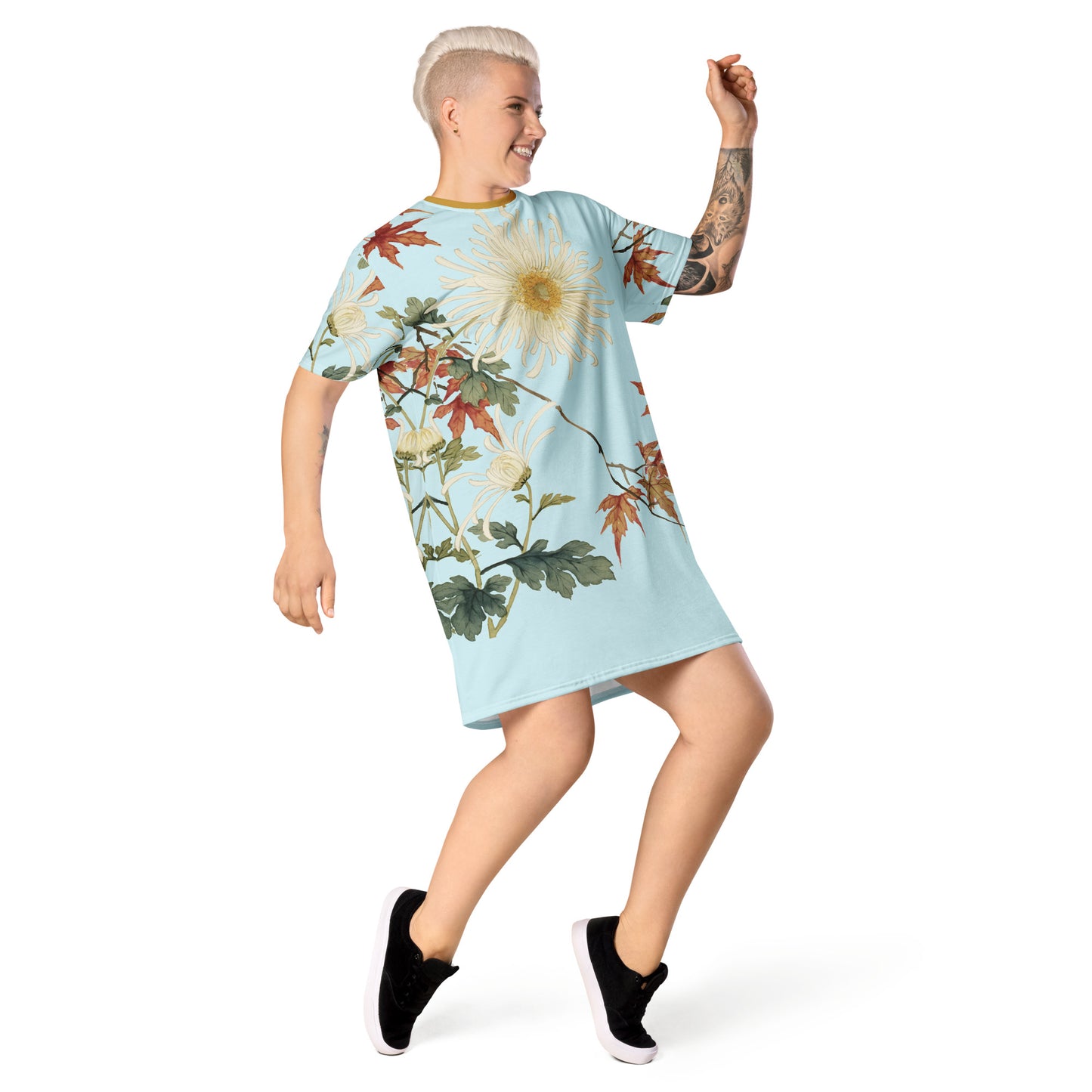 The Spirit of Flowers in Twelve Months｜Blooming Chrysanthemum and Maple Leaves｜T-shirt dress｜Aqua blue