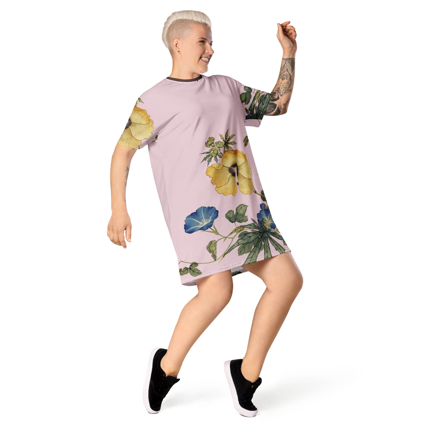 The Spirit of Flowers in Twelve Months｜Okra and White-edged Morning Glory in Bloom｜T-shirt dress｜Pale pinkish gray