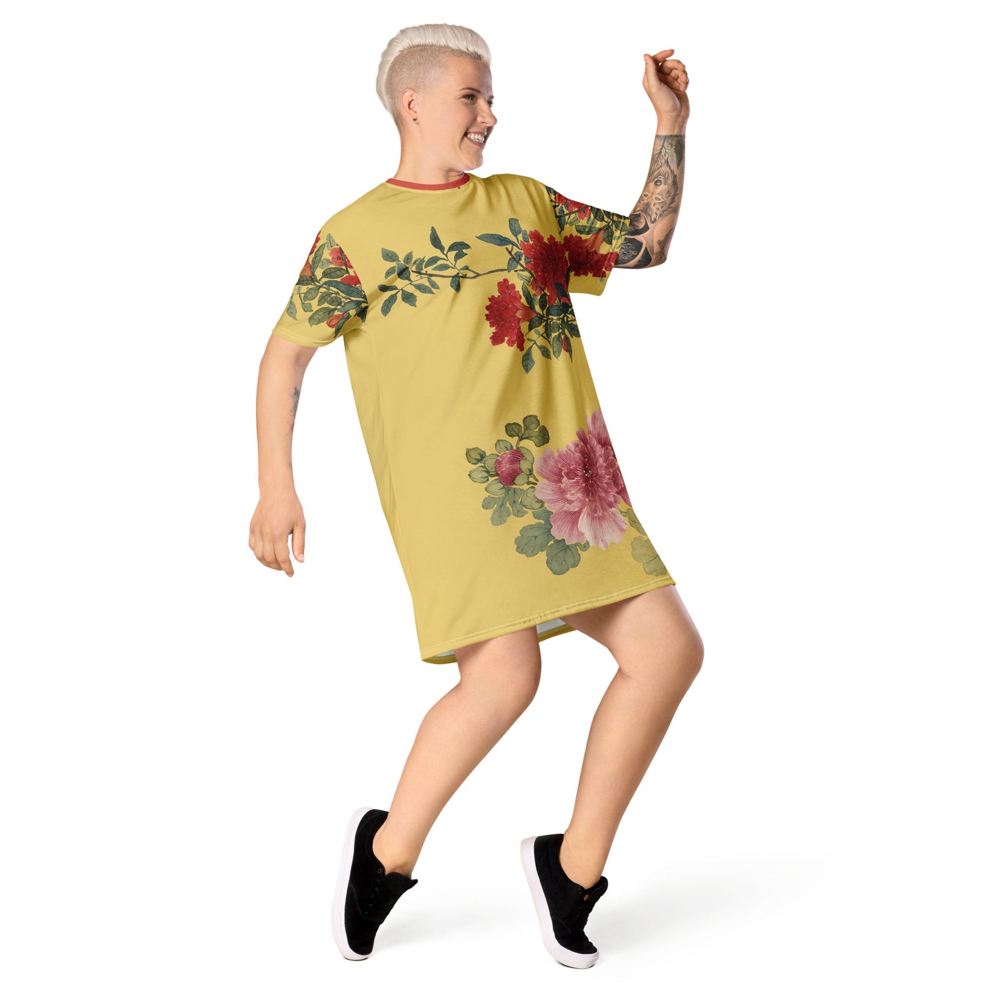 The Spirit of Flowers in Twelve Months｜Hollyhock and Pomegranate in Bloom｜T-shirt dress｜Gold