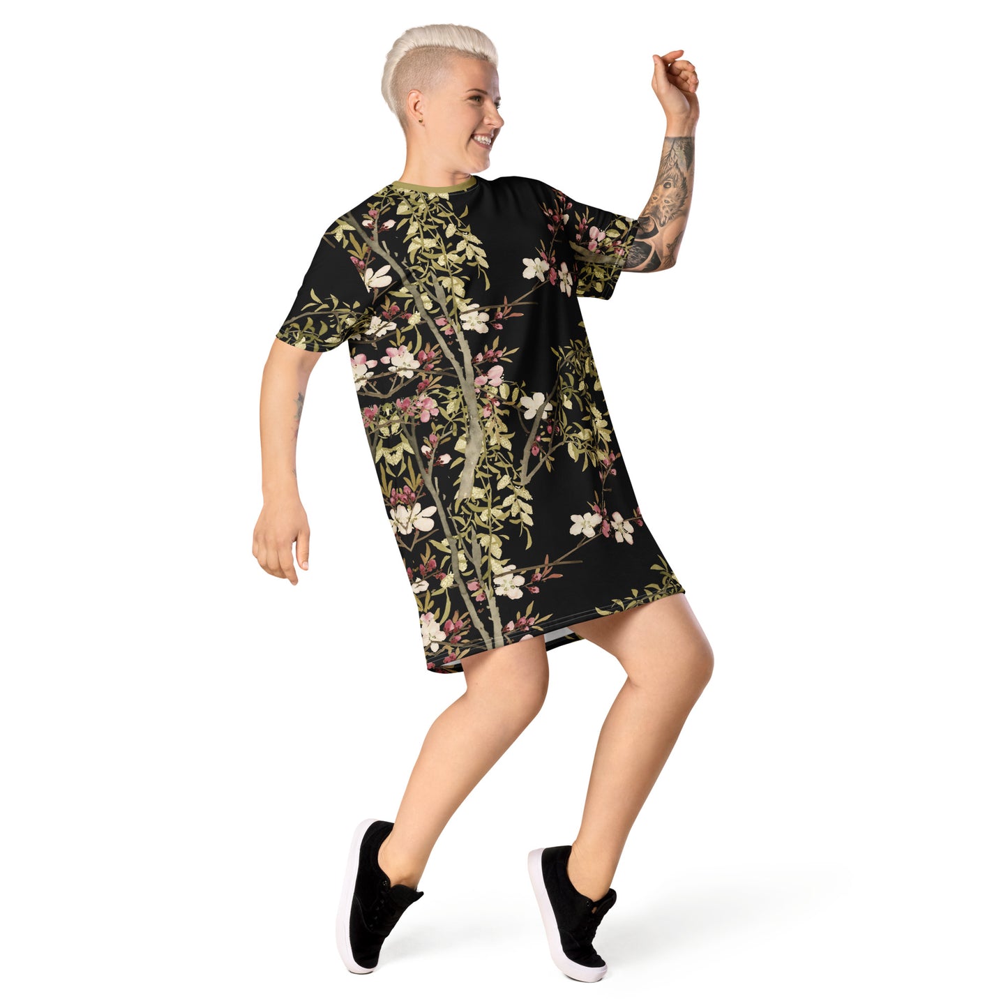 The Spirit of Flowers in Twelve Months｜Willow and Peach Blossom｜T-shirt dress｜Black