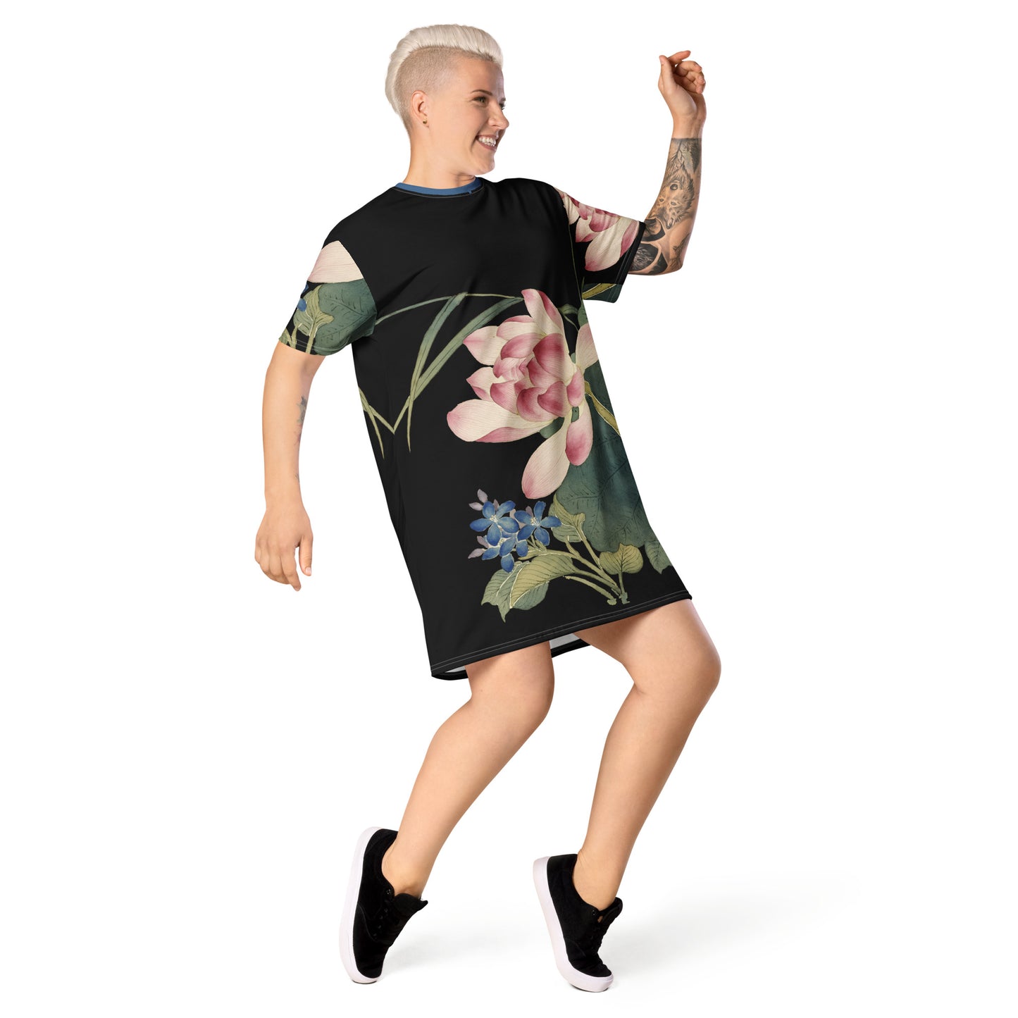 The Spirit of Flowers in Twelve Months｜Lotus in Bloom｜T-shirt dress｜Black