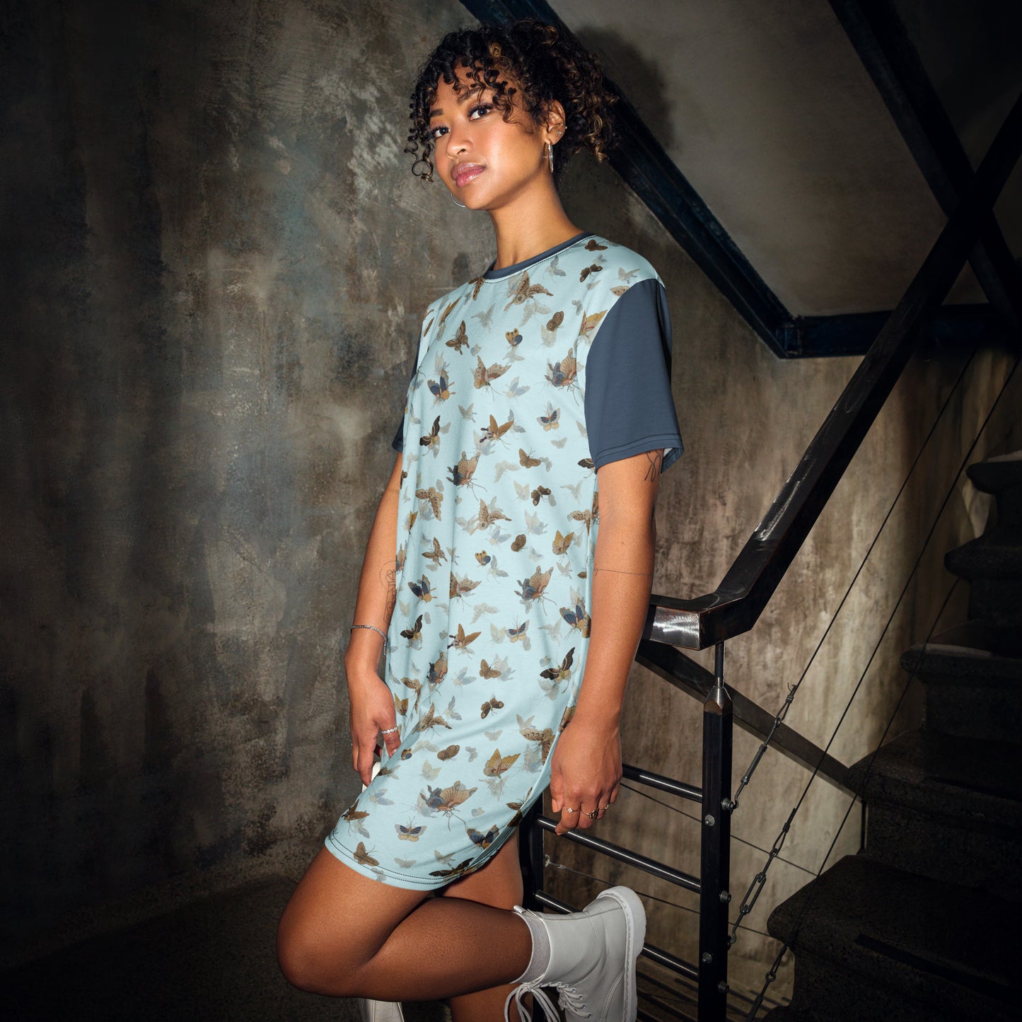 Butterfly dancing｜T-shirt dress｜Aqua blue