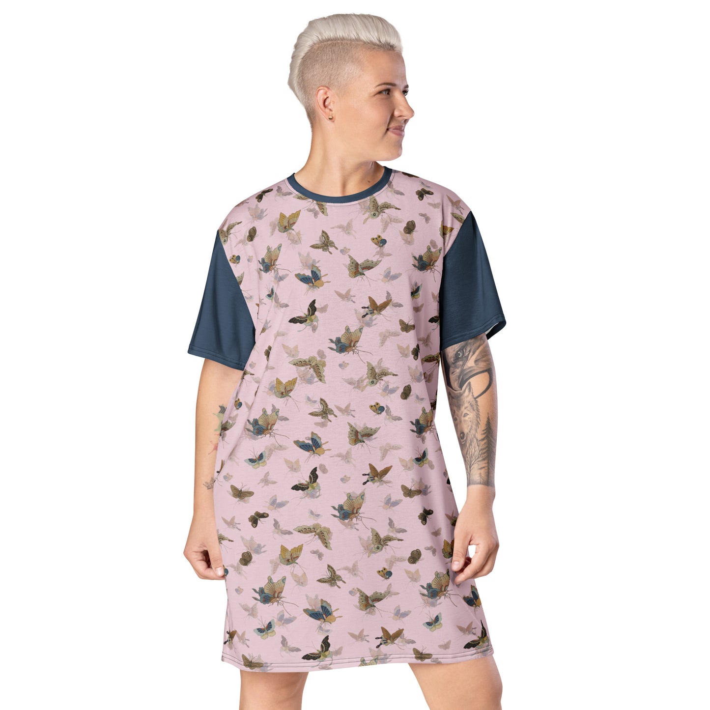 Butterfly dancing｜T-shirt dress｜Pale pinkish gray