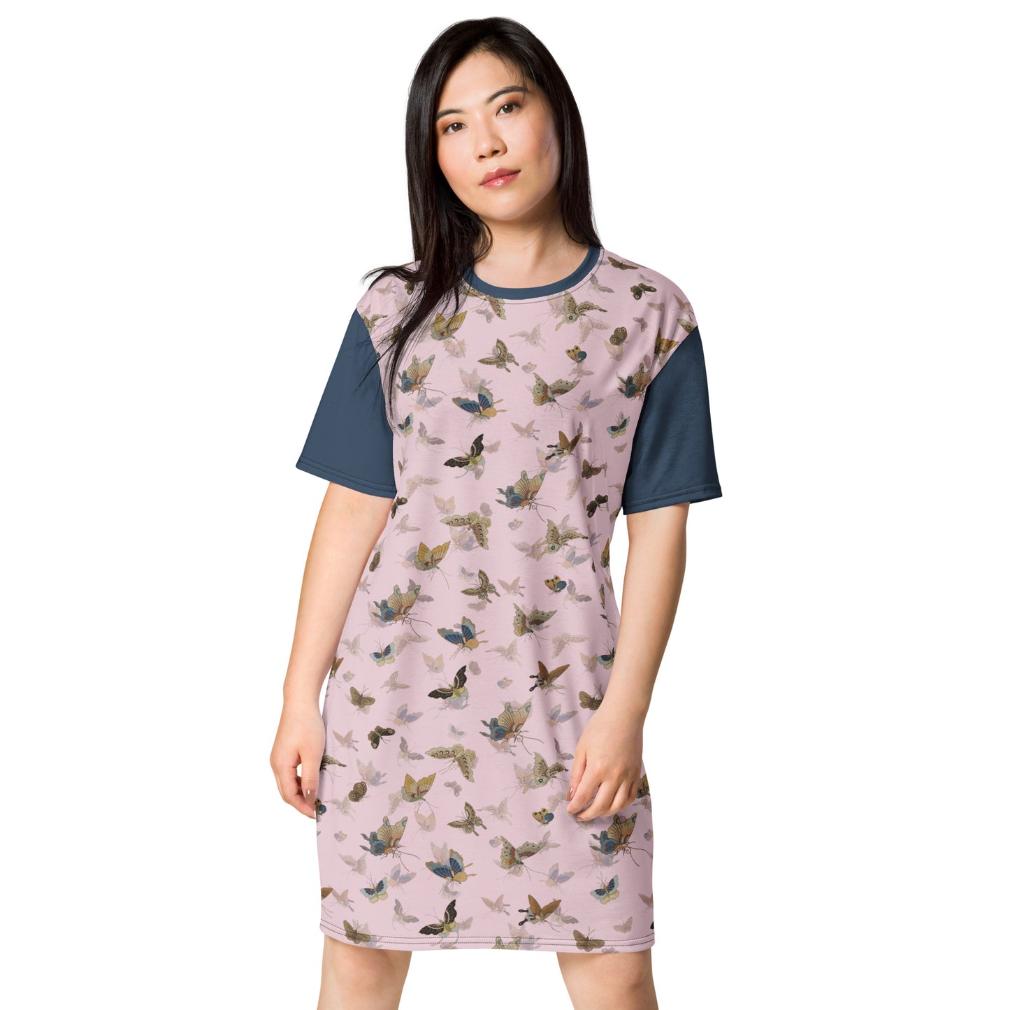 Butterfly dancing｜T-shirt dress｜Pale pinkish gray