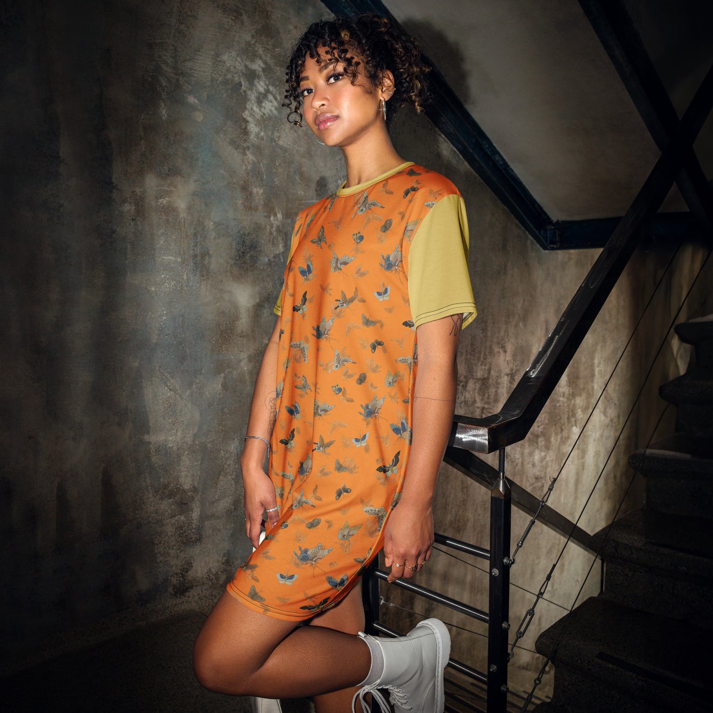 Butterfly dancing｜T-shirt dress｜Orange