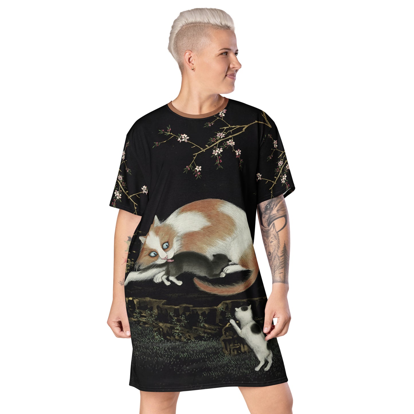 Cats And Butterflies Of Longevity｜Cats amidst the Peach Blossoms｜T-shirt dress