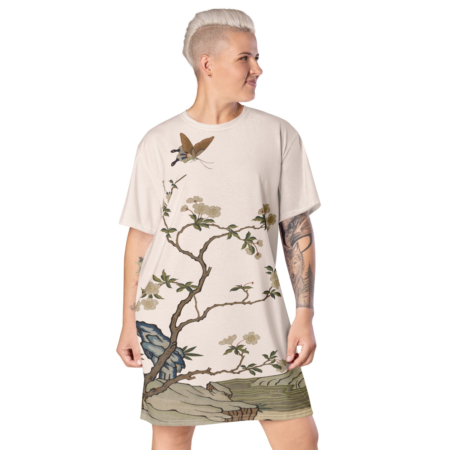 Kesi Flower Album｜Plum Blossoms and Butterfly｜T-shirt dress｜Fish belly white