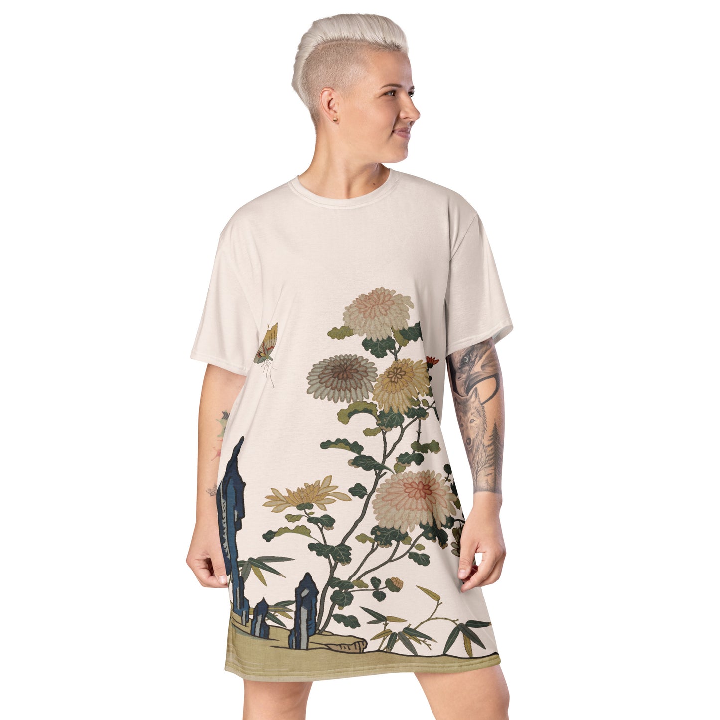 Kesi Flower Album｜Chrysanthemums and Butterflies｜T-shirt dress｜Fish belly white