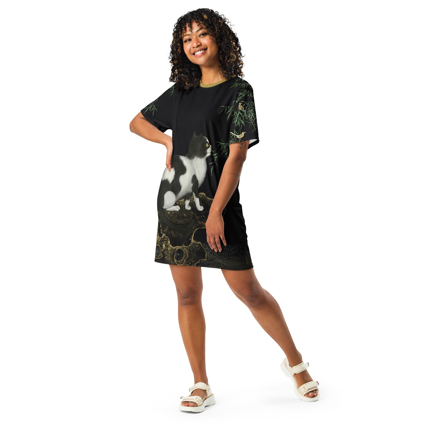 Cats And Butterflies Of Longevity｜A Cat and Two Orioles｜T-shirt dress