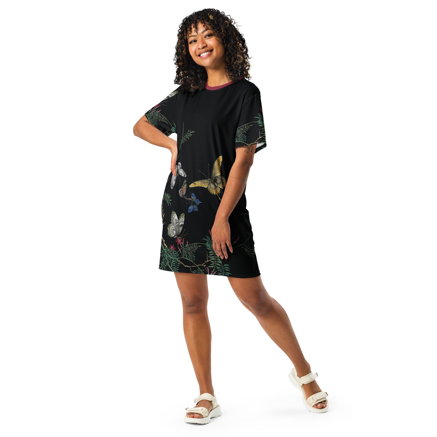 Cats And Butterflies Of Longevity｜Butterflies amidst the Cypress Vine in Bloom｜T-shirt dress