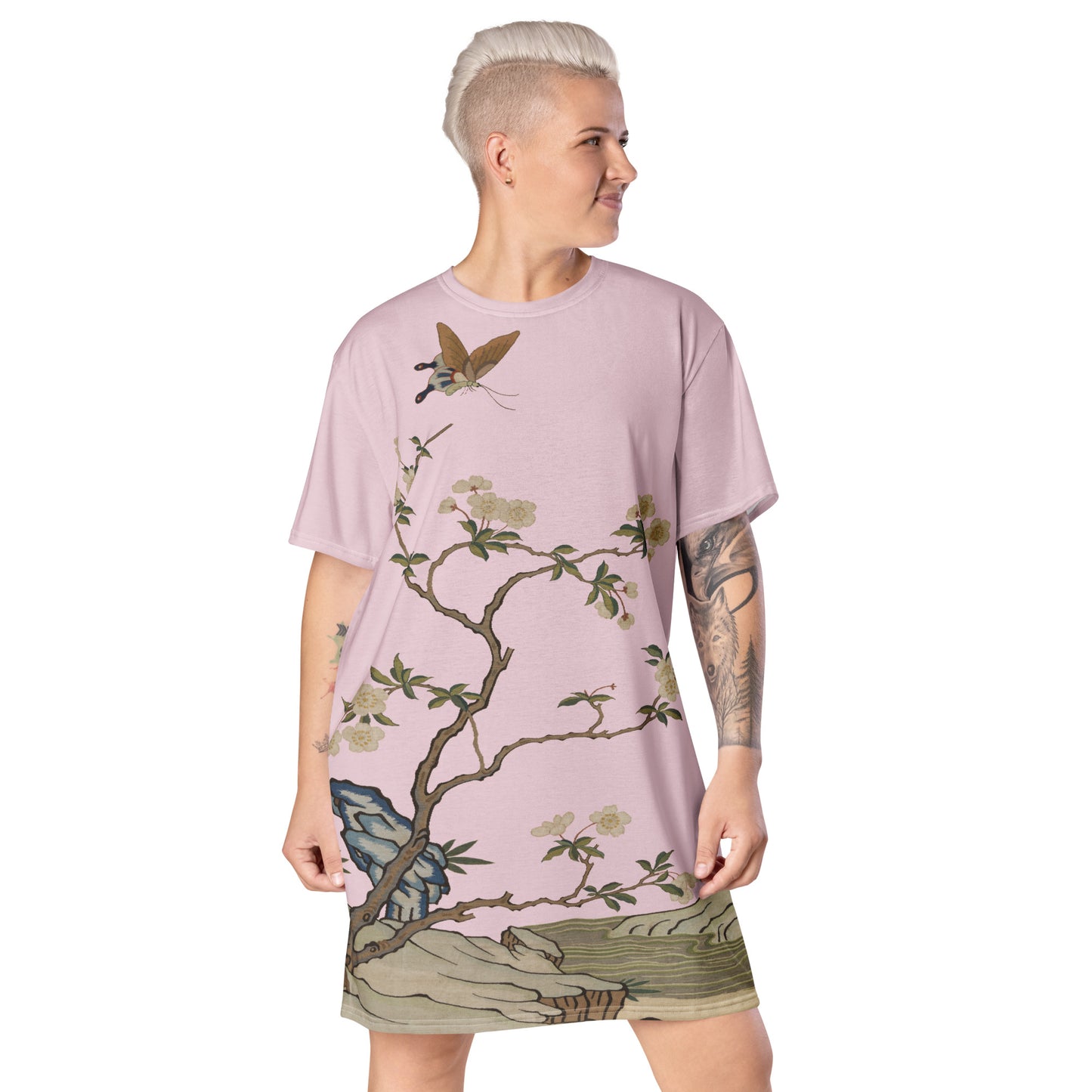 タペストリーの花｜Plum Blossoms and Butterfly｜Tシャツドレス｜Pale pinkish gray