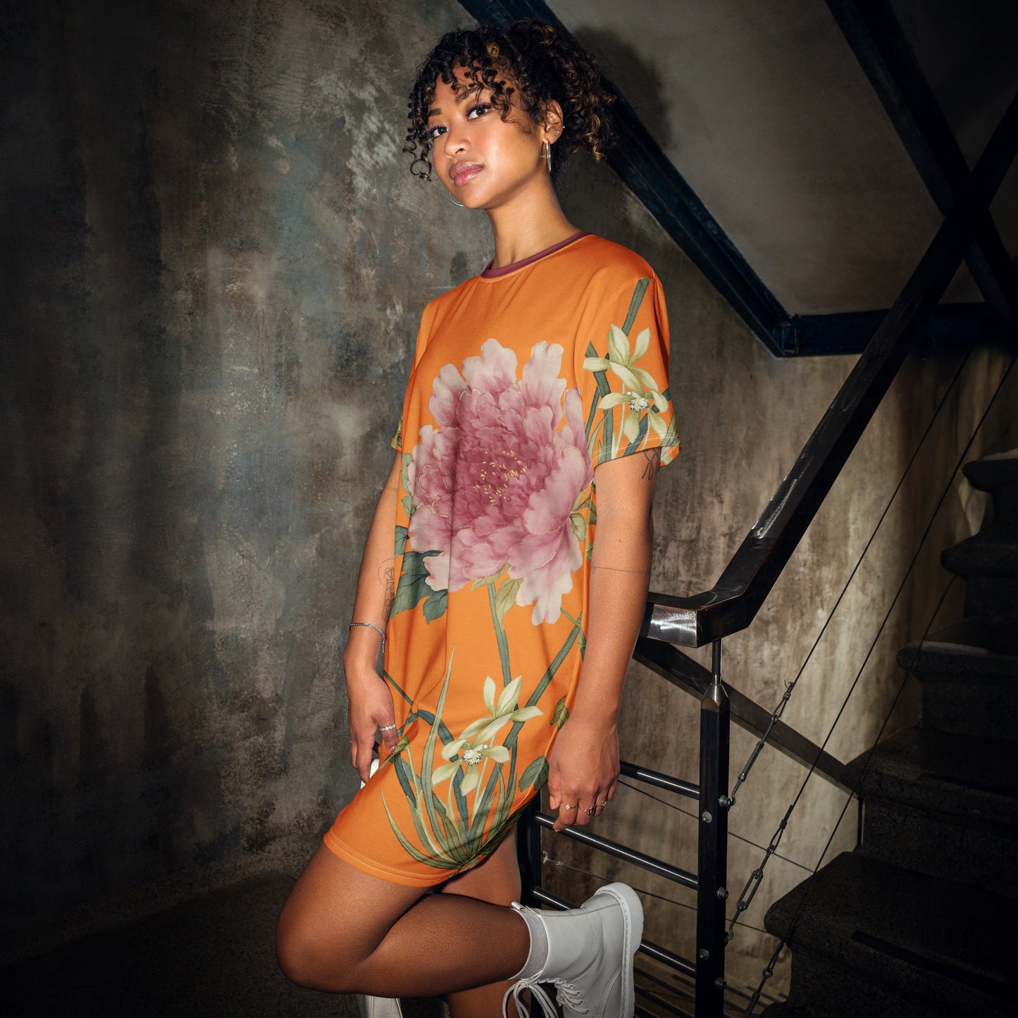 The Spirit of Flowers in Twelve Months｜Orchid and Tree Peony in Bloom｜T-shirt dress｜Orange