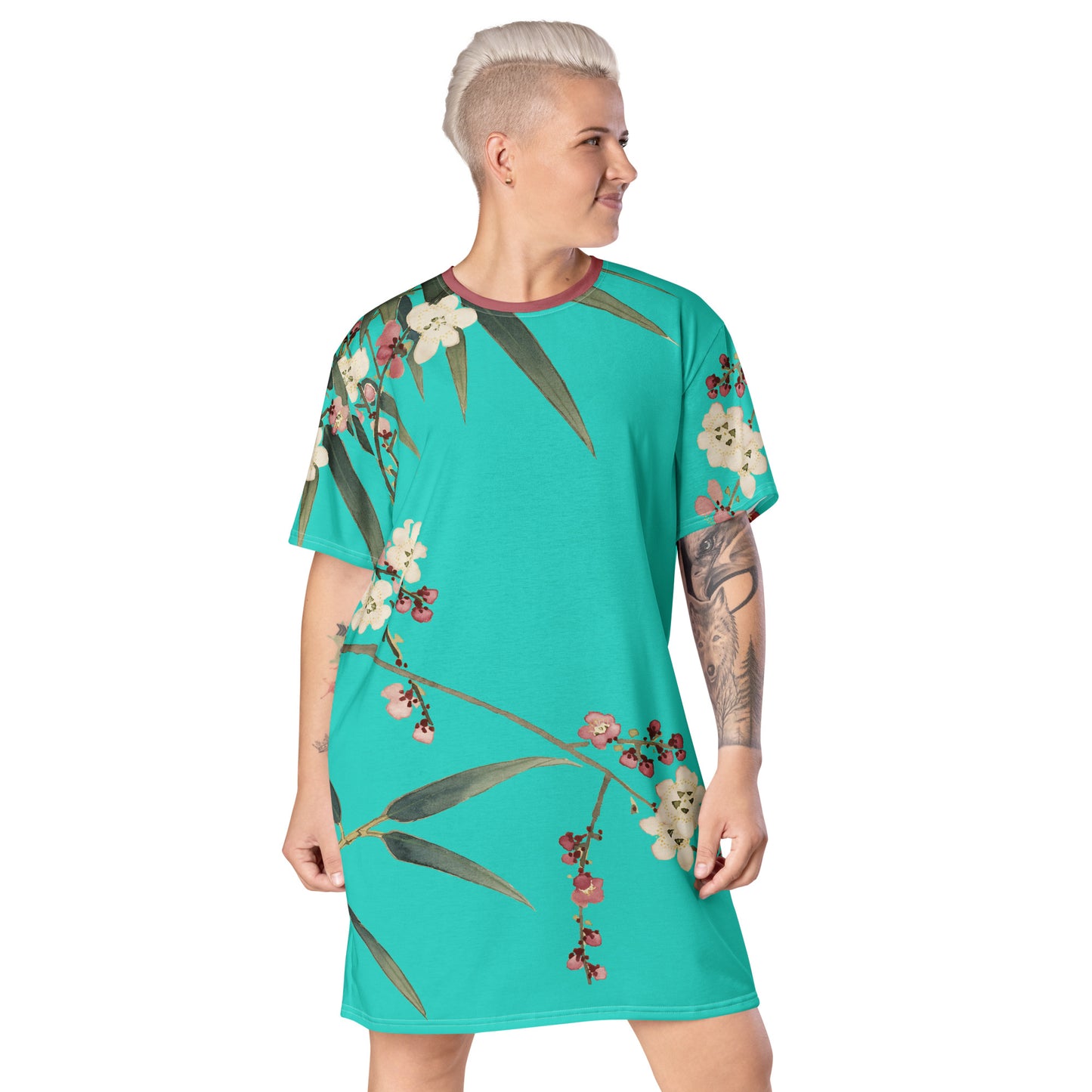 The Spirit of Flowers in Twelve Months｜Crimson Plum Blossom and Lush Green Bamboo｜T-shirt dress｜Turquoise