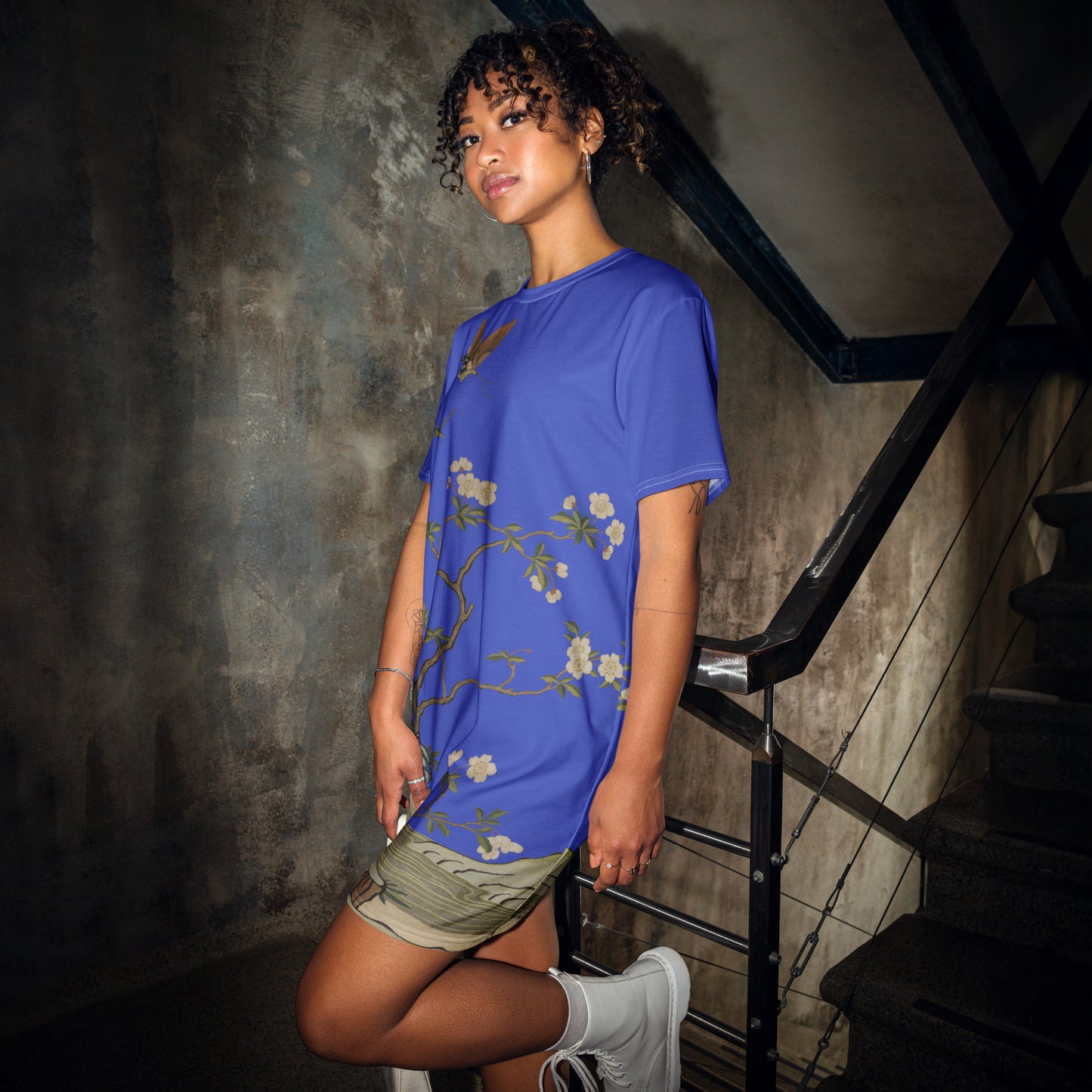 Kesi Flower Album｜Plum Blossoms and Butterfly｜T-shirt dress｜Royal blue