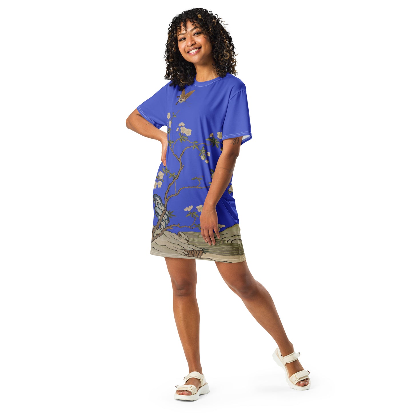 Kesi Flower Album｜Plum Blossoms and Butterfly｜T-shirt dress｜Royal blue