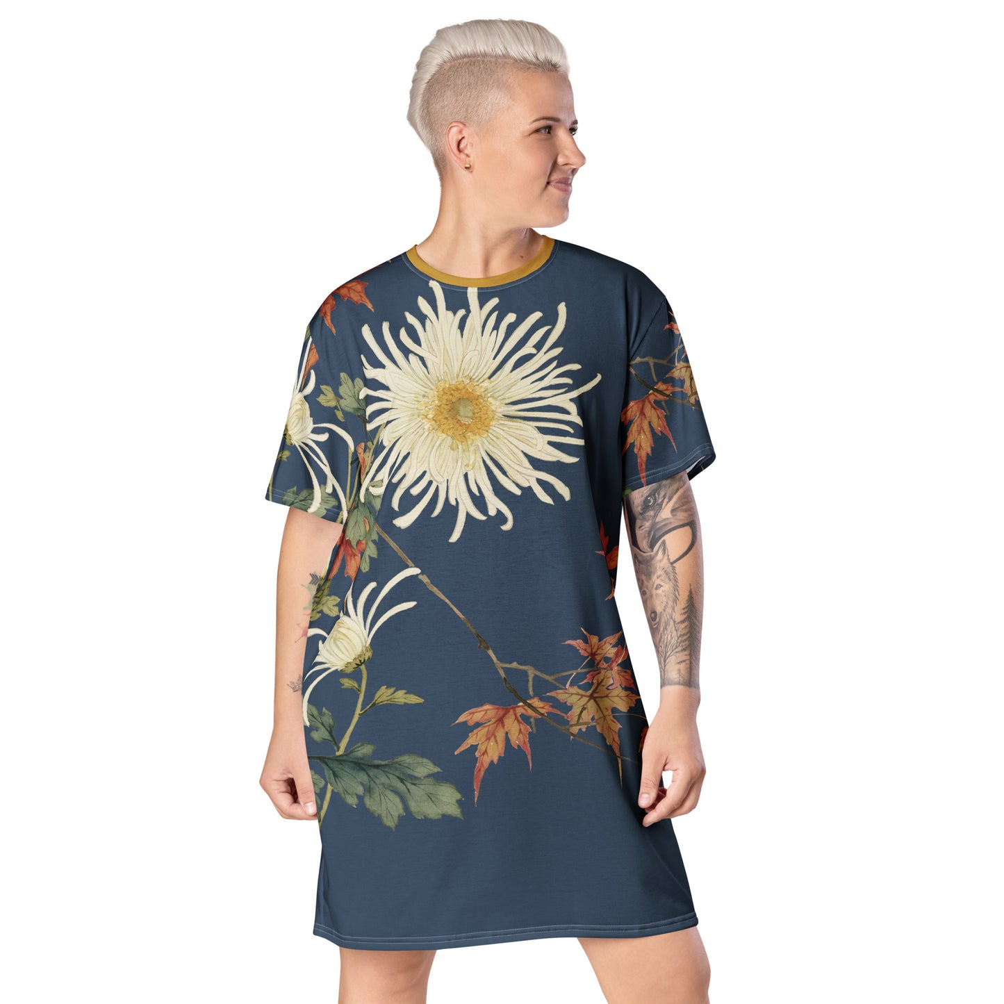 12月の花神様｜Blooming Chrysanthemum and Maple Leaves｜T-shirt dress｜Dark blue