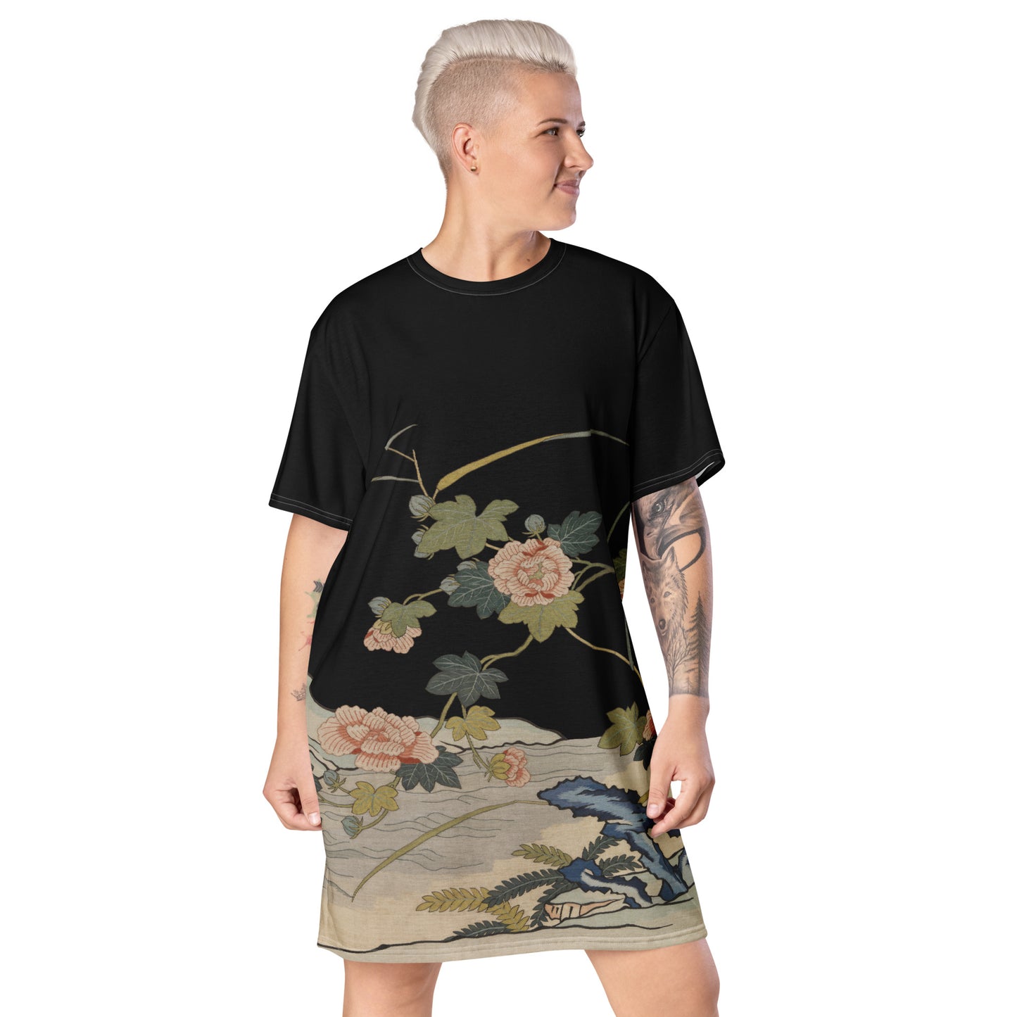 Kesi Flower Album｜Hibiscus by the Water｜T-shirt dress｜Black