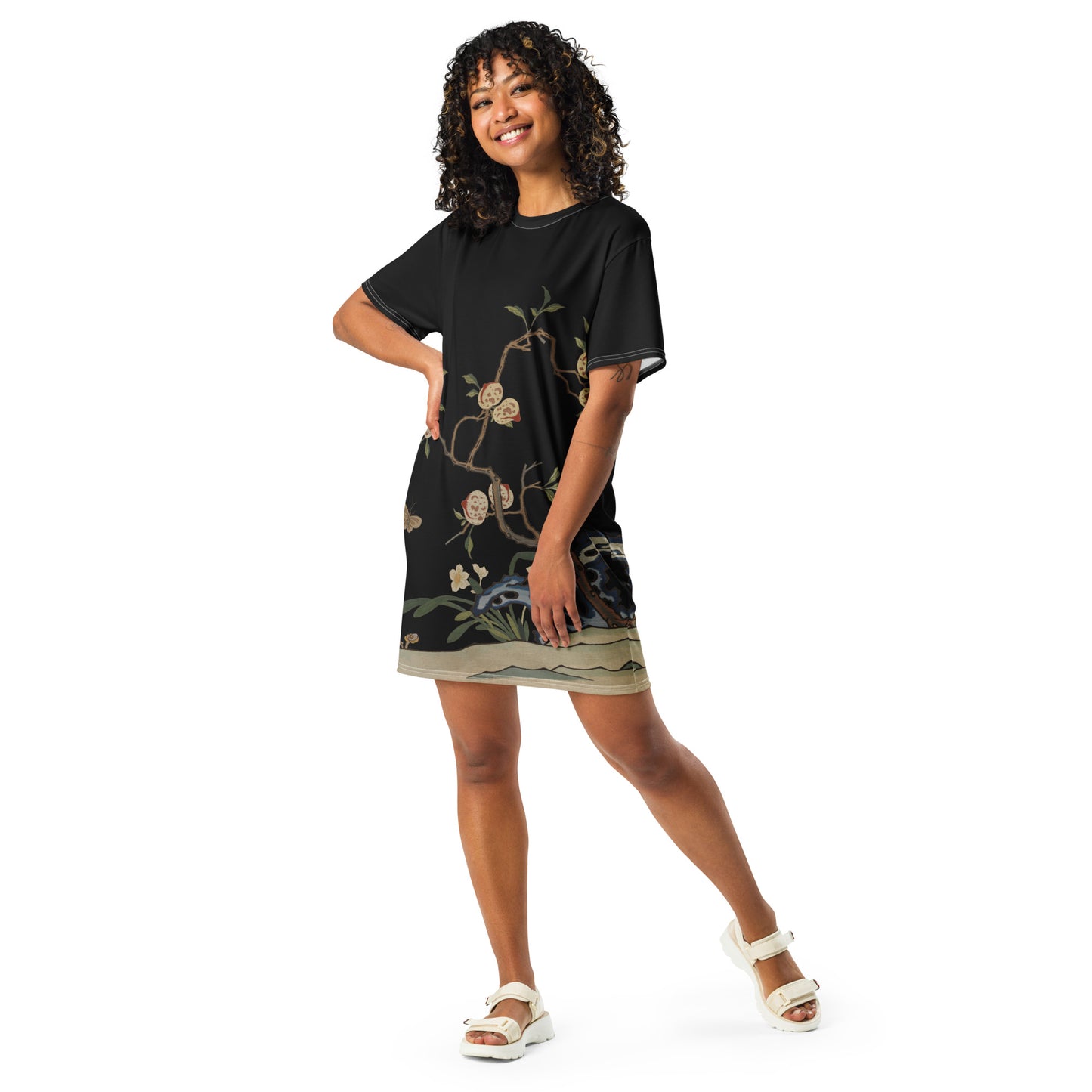 Kesi Flower Album｜Narcissus and Peaches｜T-shirt dress｜Black