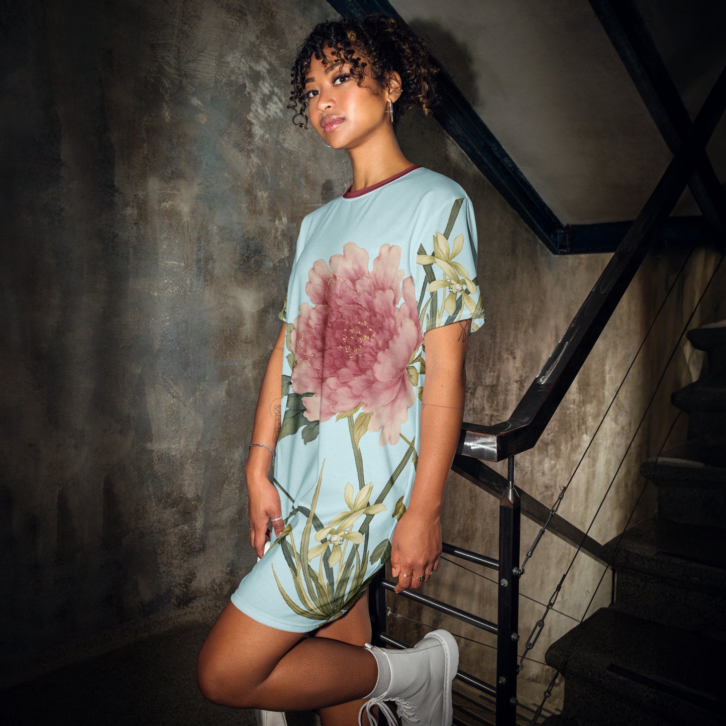 The Spirit of Flowers in Twelve Months｜Orchid and Tree Peony in Bloom｜T-shirt dress｜Aqua blue