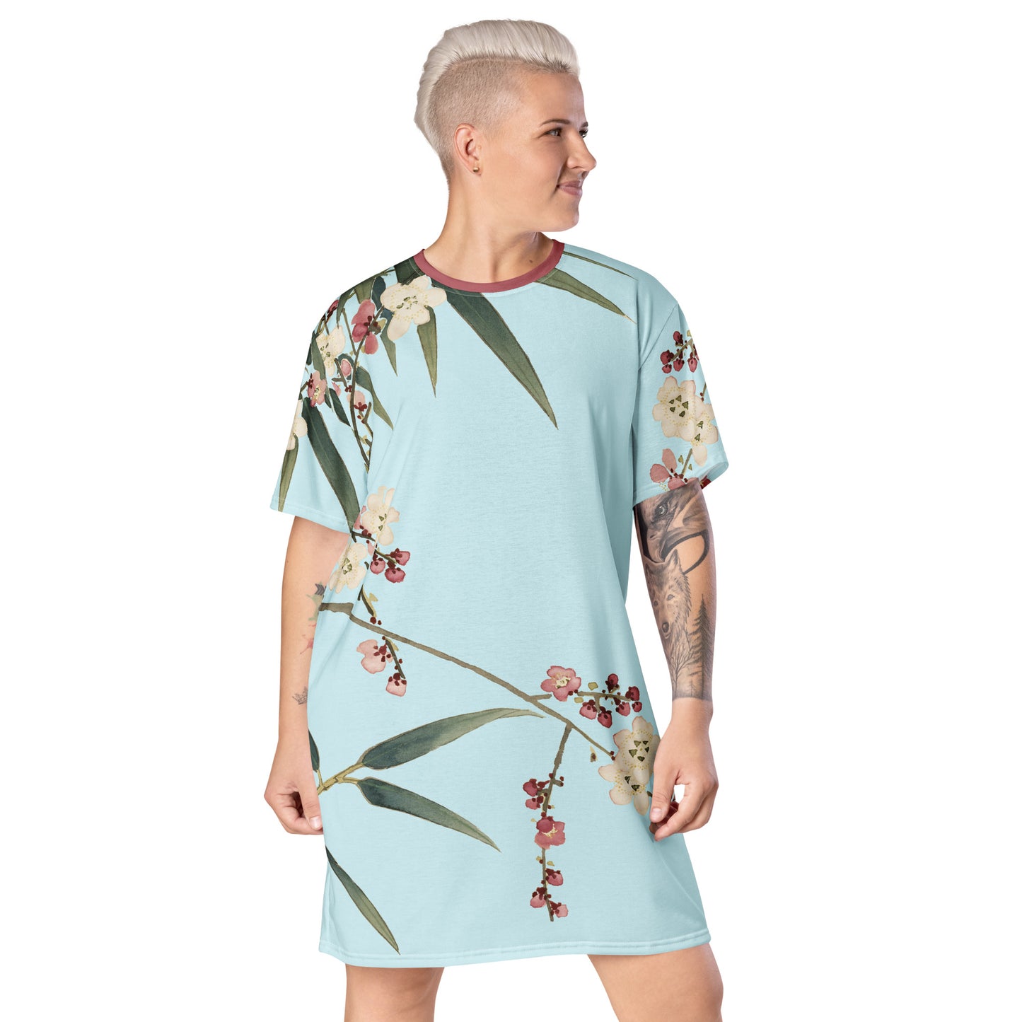 The Spirit of Flowers in Twelve Months｜Crimson Plum Blossom and Lush Green Bamboo｜T-shirt dress｜Aqua blue