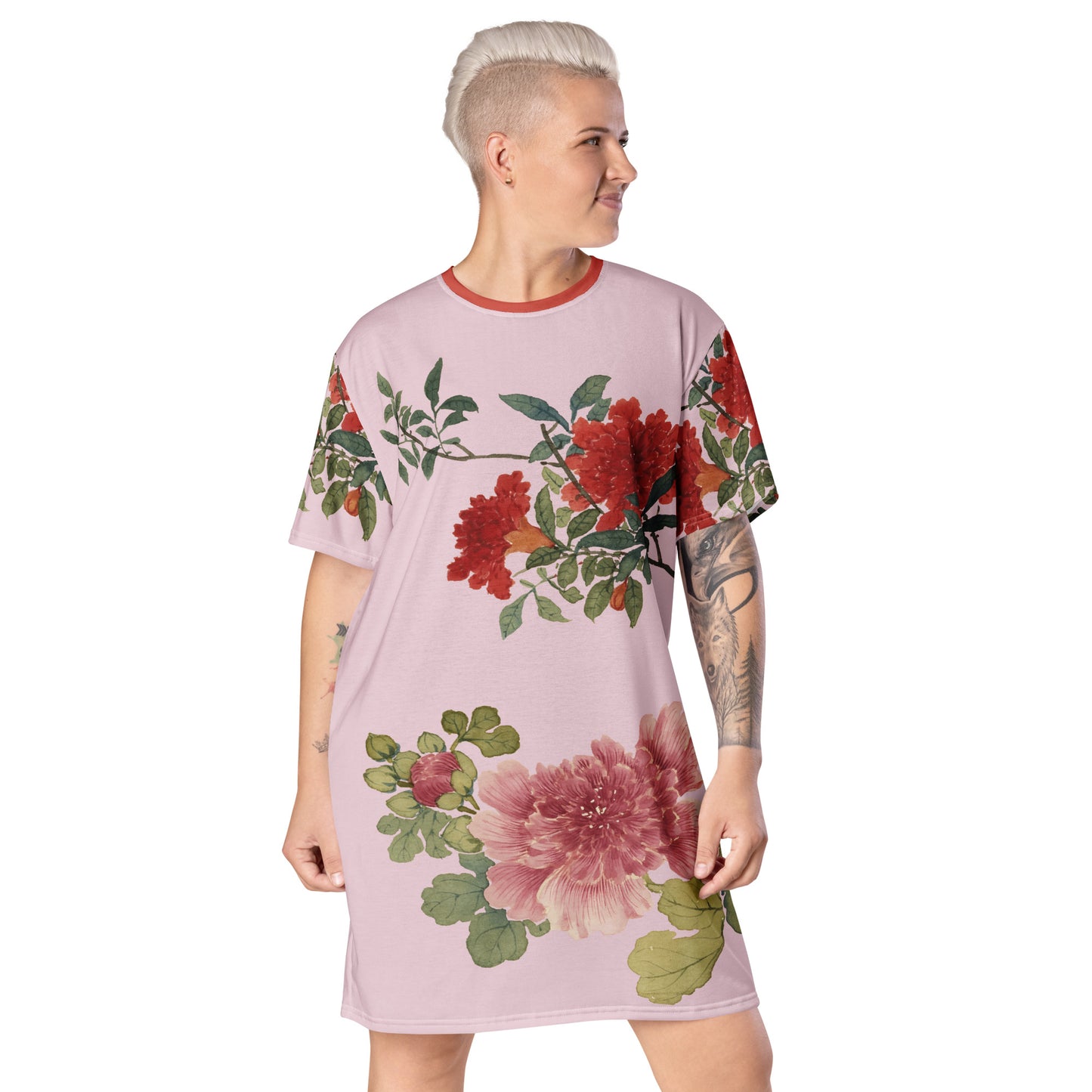 The Spirit of Flowers in Twelve Months｜Hollyhock and Pomegranate in Bloom｜T-shirt dress｜Pale pinkish gray