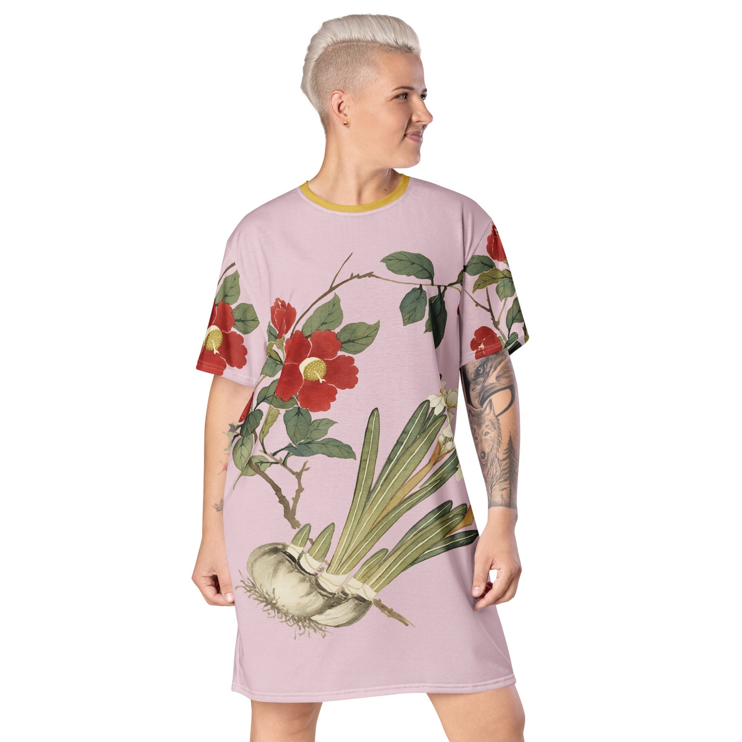 The Spirit of Flowers in Twelve Months｜Narcissus and Camelia in Bloom｜T-shirt dress｜Pale pinkish gray