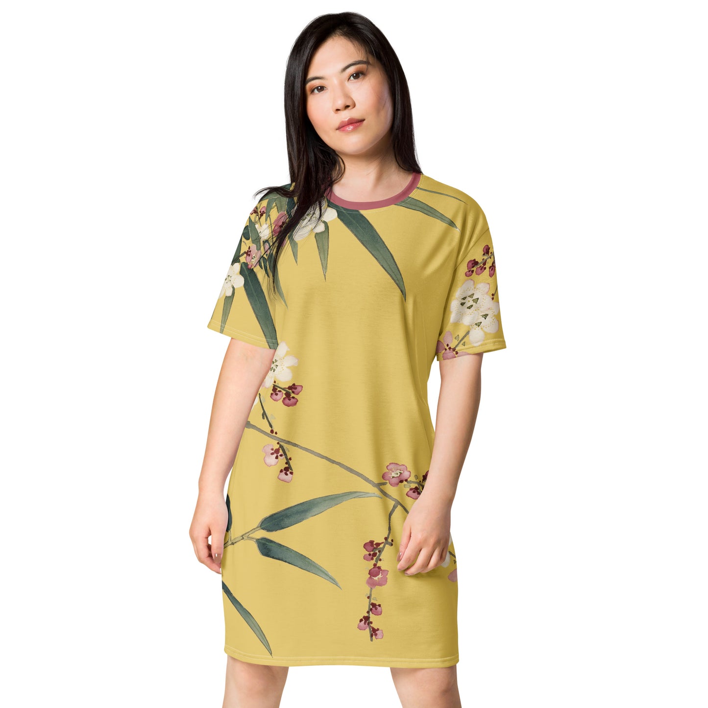 The Spirit of Flowers in Twelve Months｜Crimson Plum Blossom and Lush Green Bamboo｜T-shirt dress｜Gold