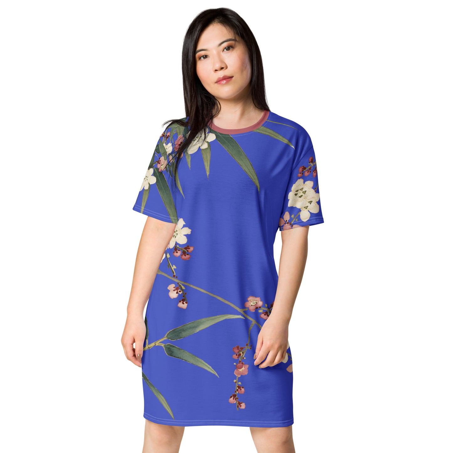 The Spirit of Flowers in Twelve Months｜Crimson Plum Blossom and Lush Green Bamboo｜T-shirt dress｜Royal blue