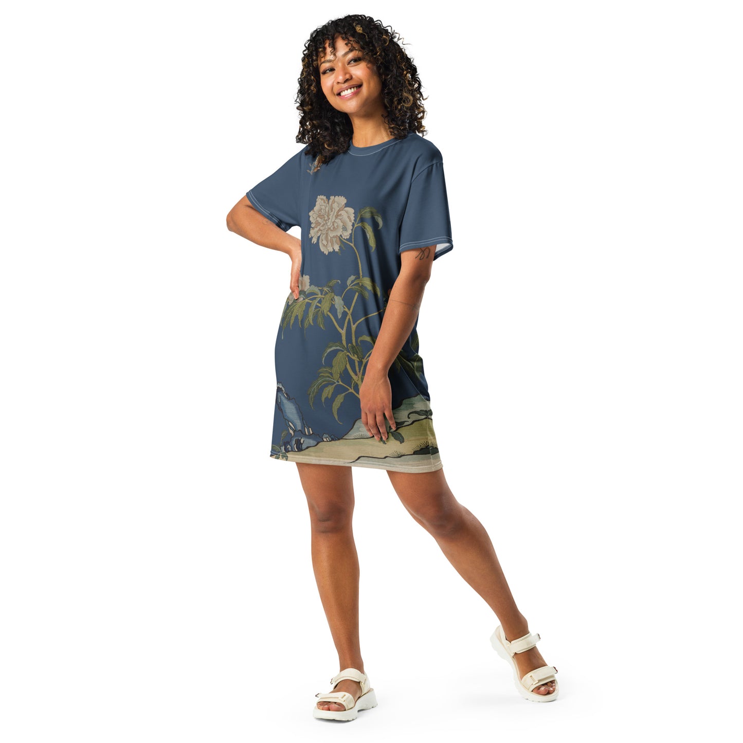 Kesi Flower Album｜Peonies and Butterfly｜T-shirt dress｜Dark blue