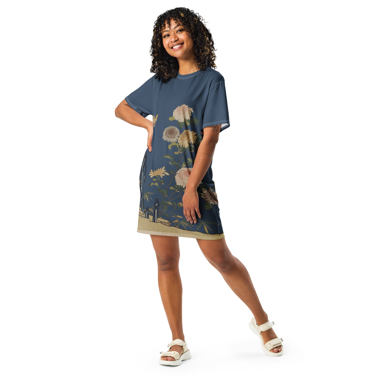 Kesi Flower Album｜Chrysanthemums and Butterflies｜T-shirt dress｜Dark blue