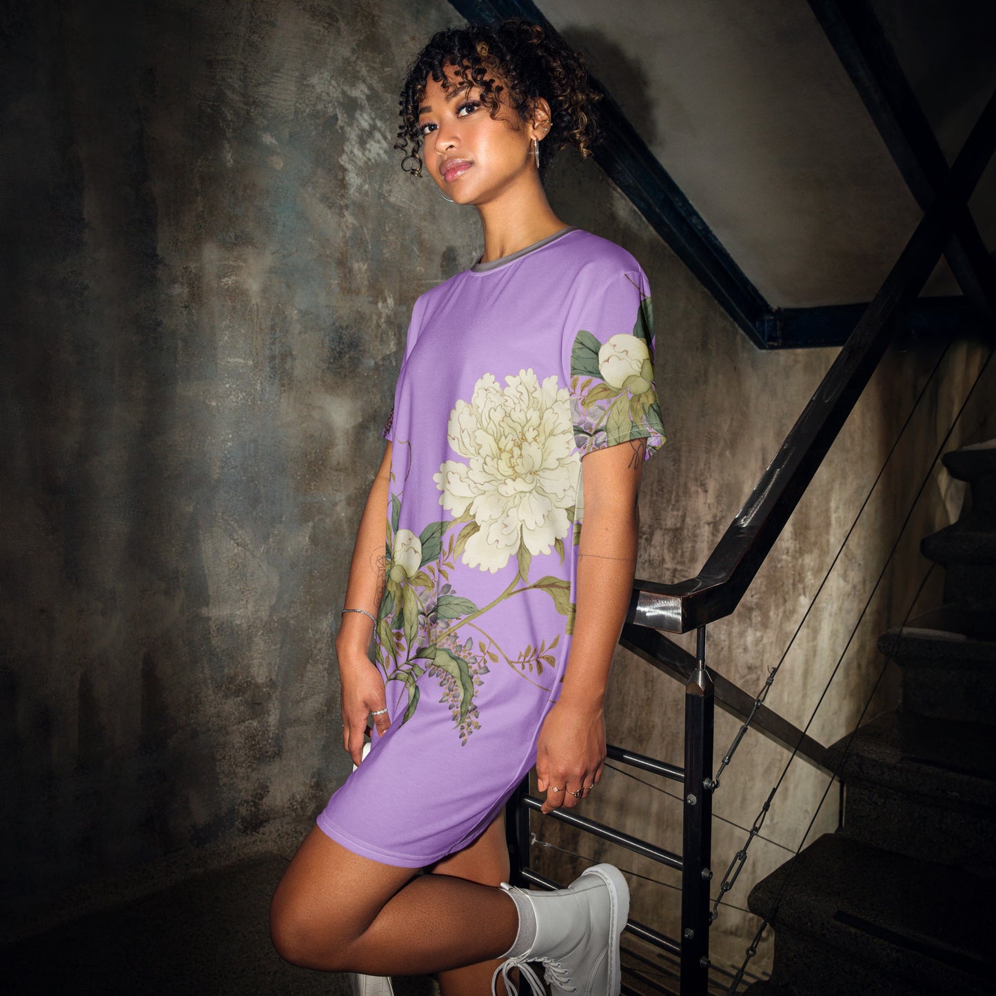 The Spirit of Flowers in Twelve Months｜Chinese Peony and Wisteria in Bloom｜T-shirt dress｜Lilac