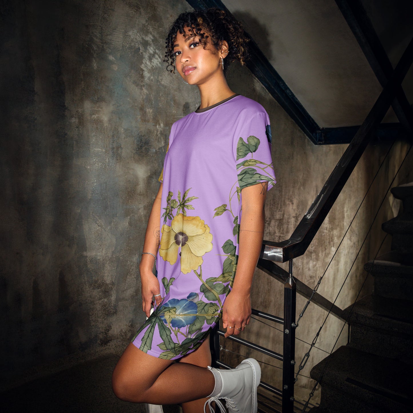 The Spirit of Flowers in Twelve Months｜Okra and White-edged Morning Glory in Bloom｜T-shirt dress｜Lilac