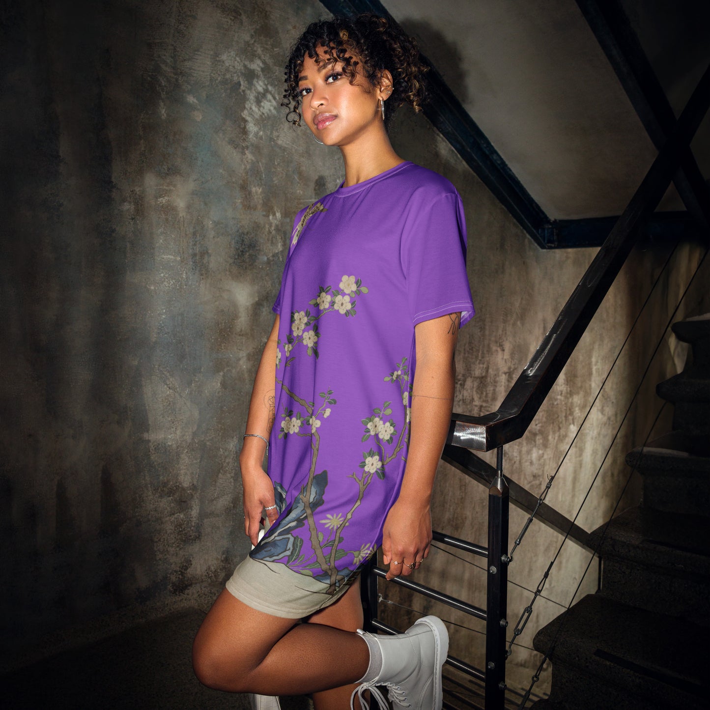 Kesi Flower Album｜White Plum Blossoms and Butterfly｜T-shirt dress｜Purple