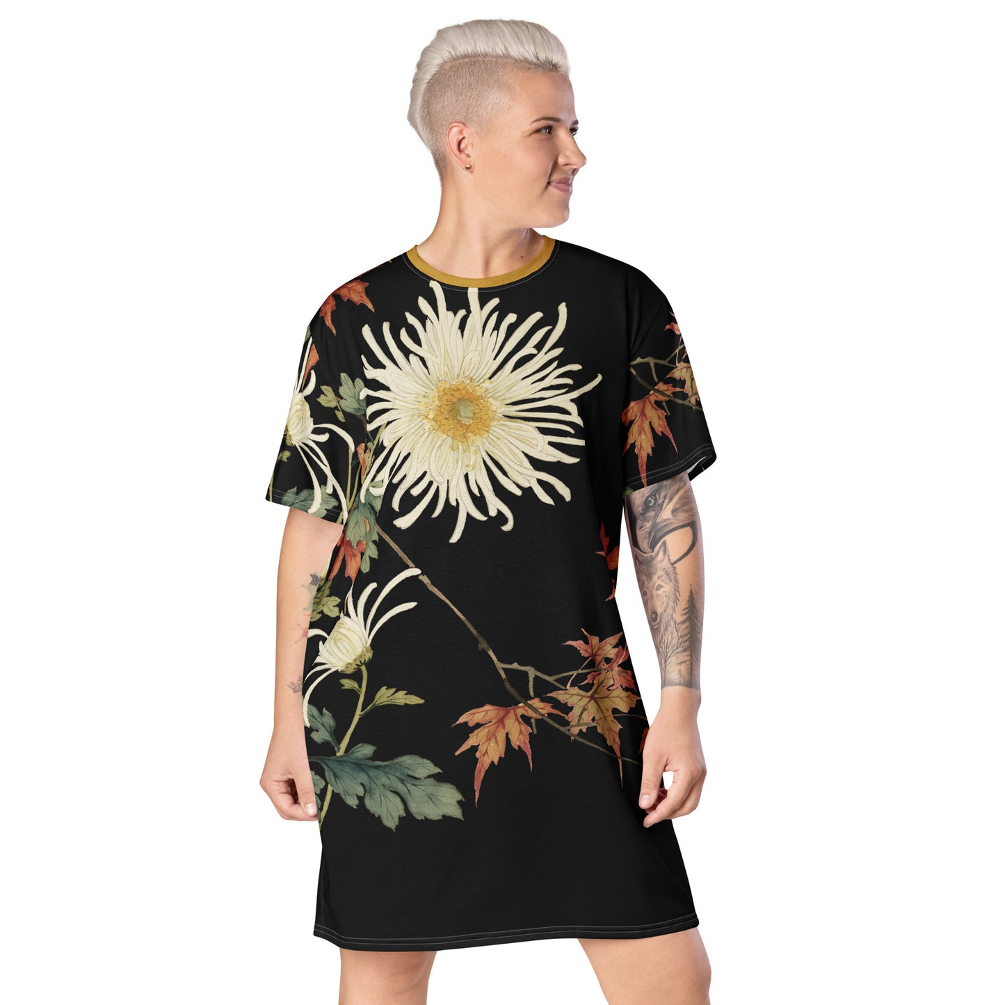 The Spirit of Flowers in Twelve Months｜Blooming Chrysanthemum and Maple Leaves｜T-shirt dress｜Black