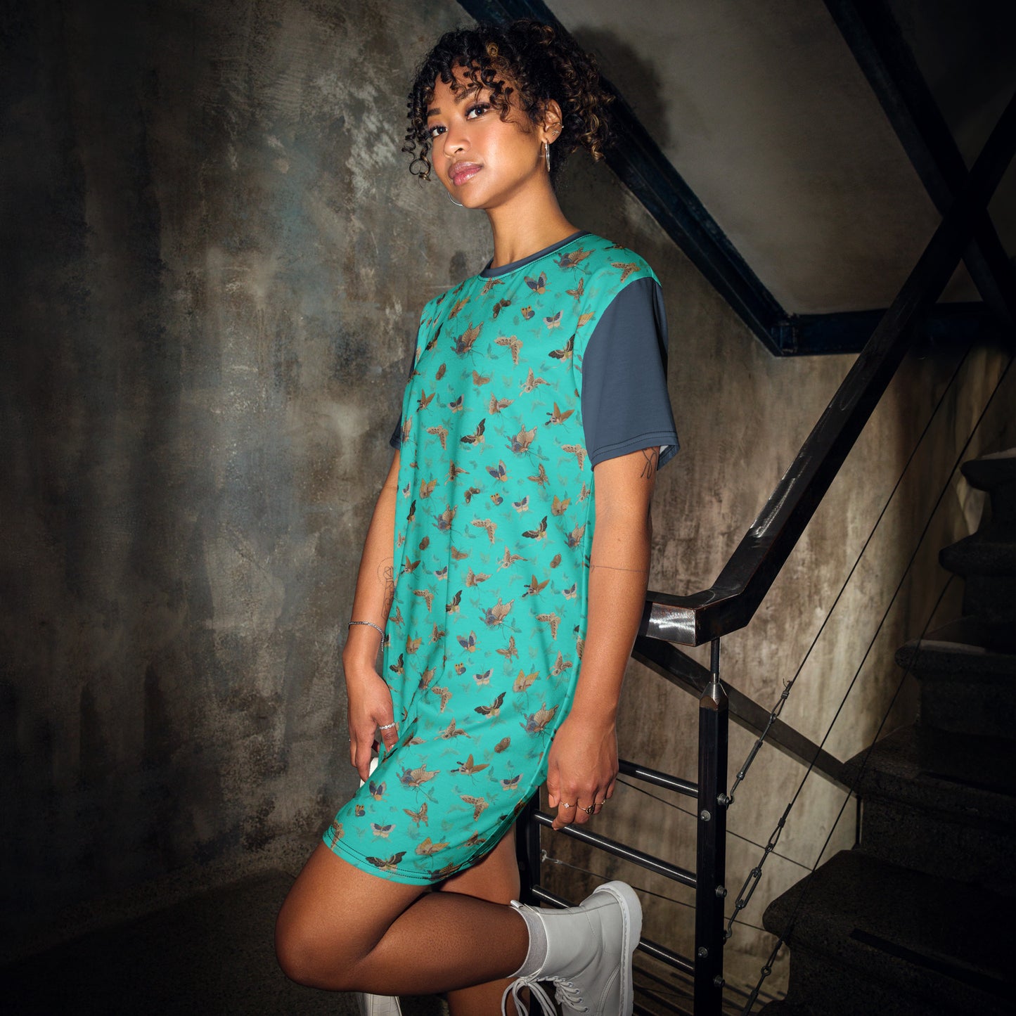 Butterfly dancing｜T-shirt dress｜Turquoise