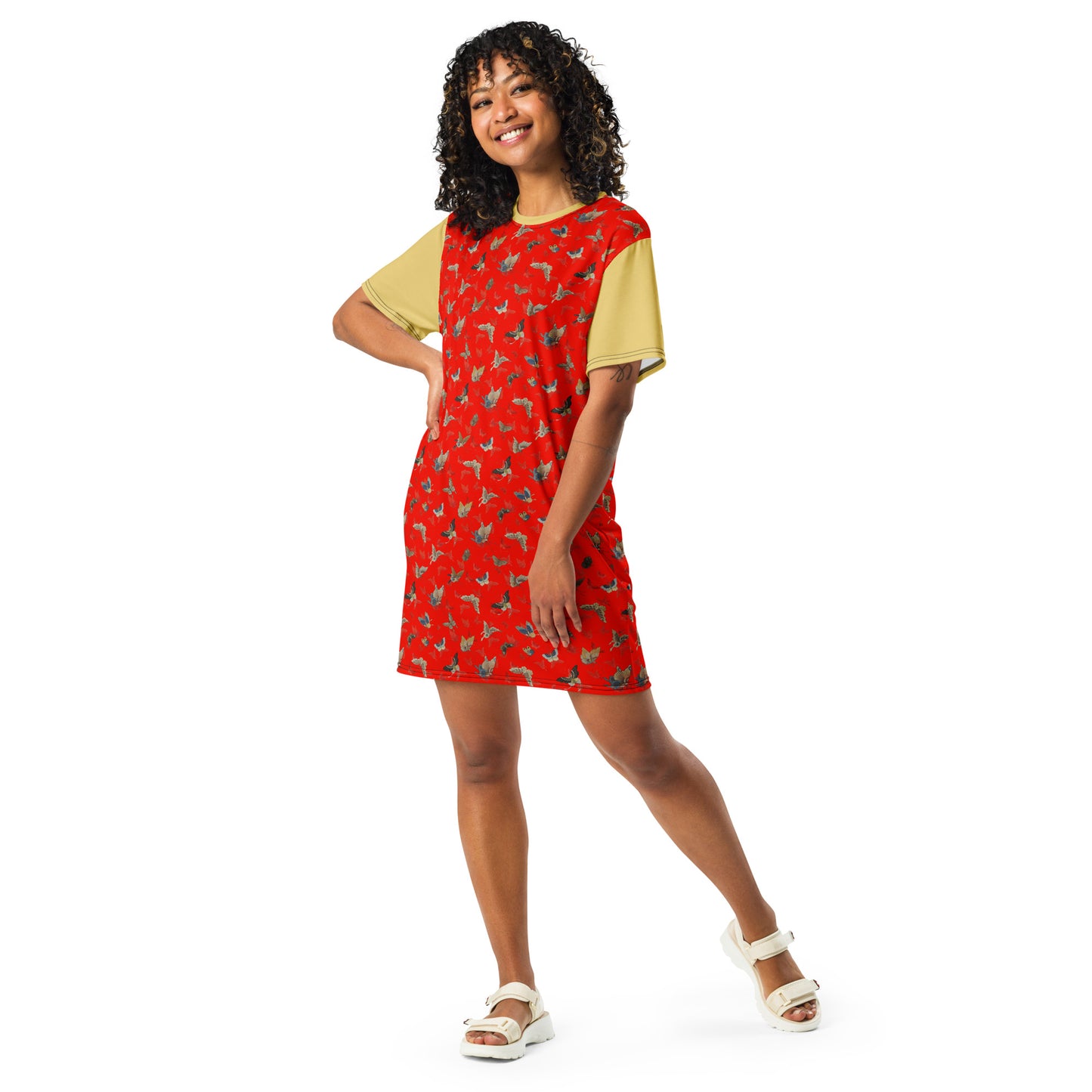 Butterfly dancing｜T-shirt dress｜Garnet red