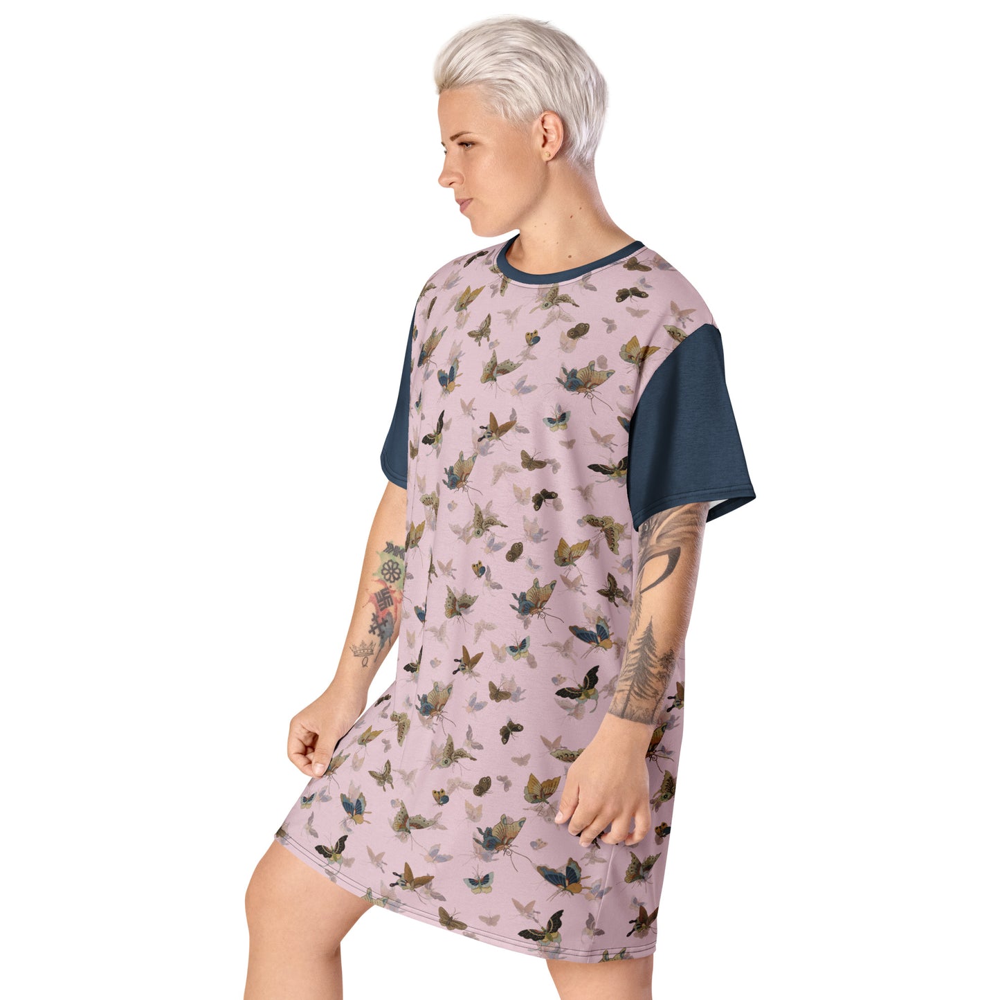 Butterfly dancing｜T-shirt dress｜Pale pinkish gray