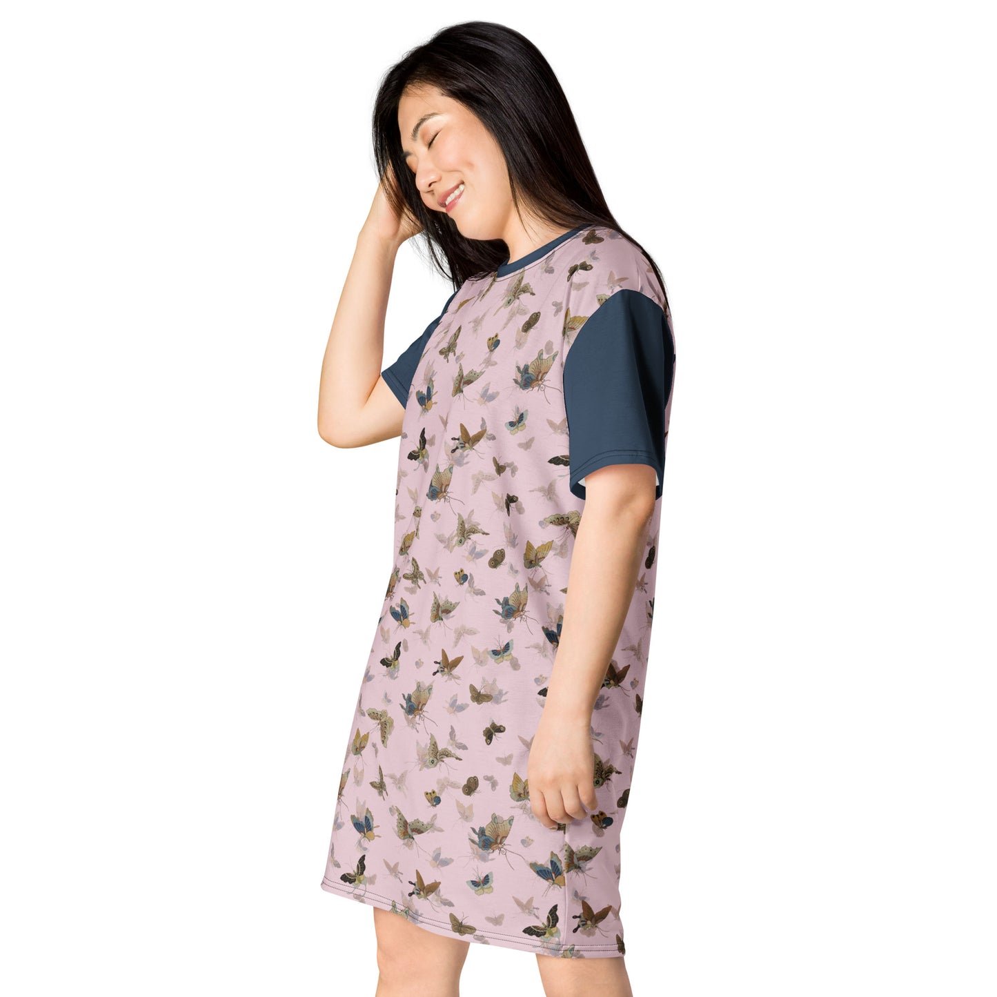 Butterfly dancing｜T-shirt dress｜Pale pinkish gray