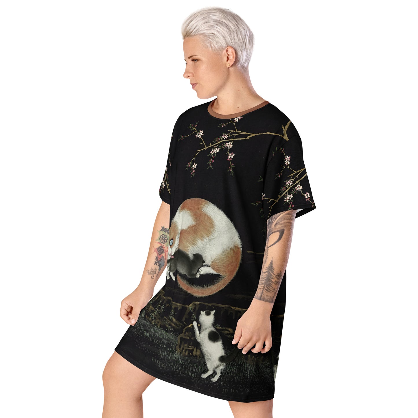 Cats And Butterflies Of Longevity｜Cats amidst the Peach Blossoms｜T-shirt dress