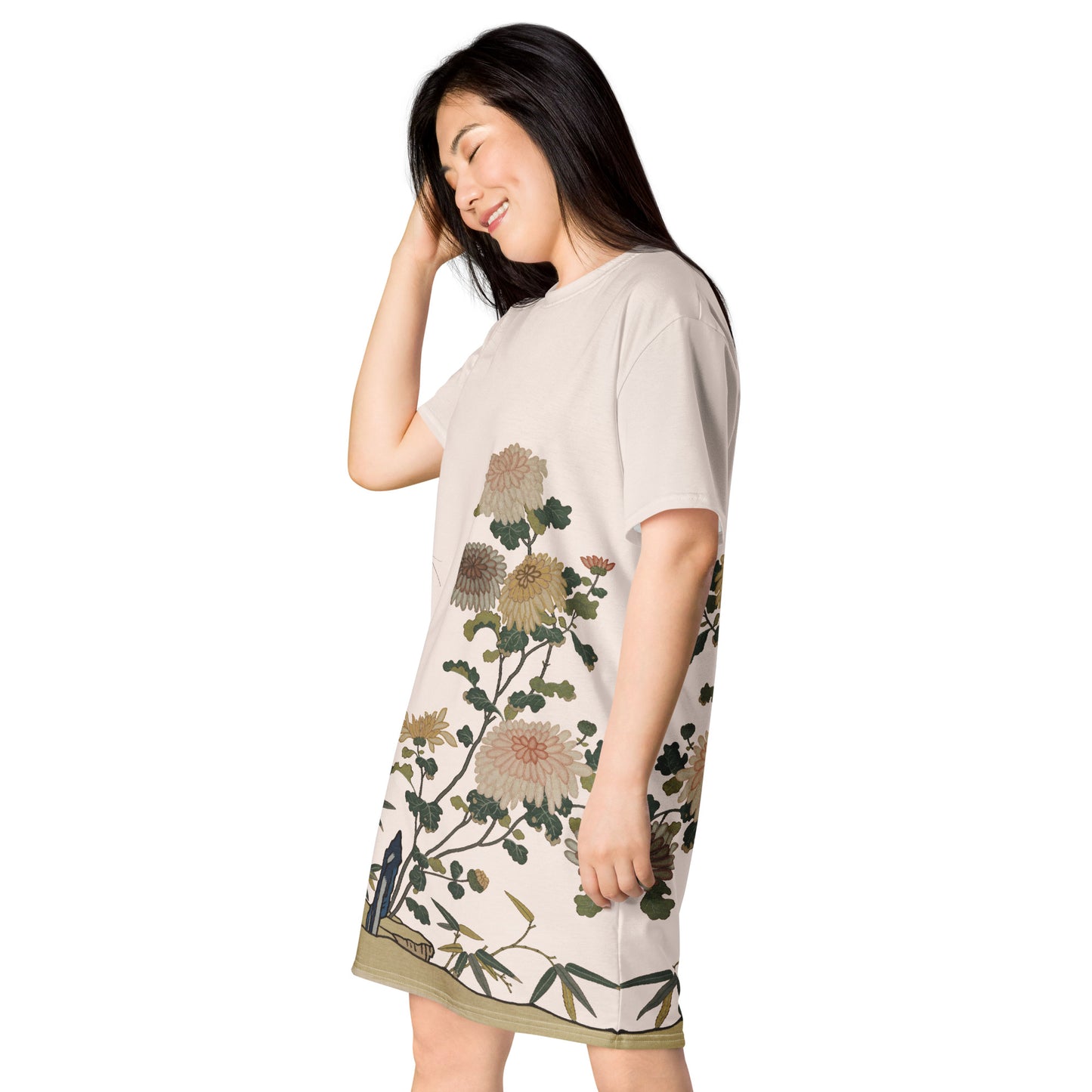 Kesi Flower Album｜Chrysanthemums and Butterflies｜T-shirt dress｜Fish belly white