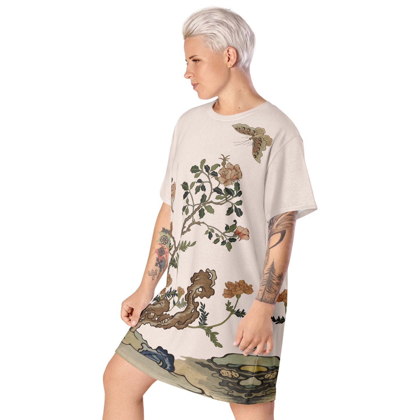 Kesi Flower Album｜Camellia and Butterfly｜T-shirt dress｜Fish belly white